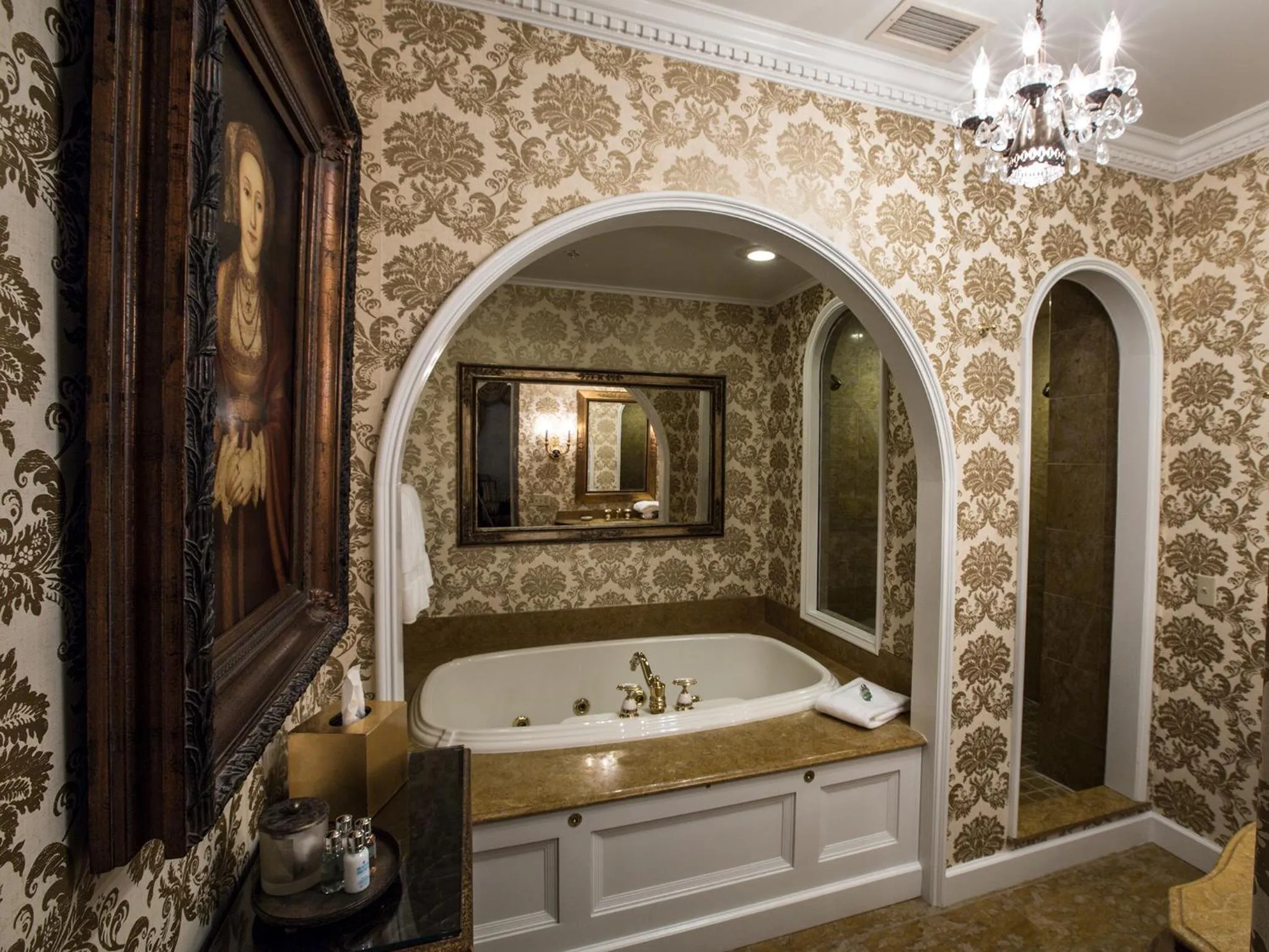 Bathroom in The Chanler at Cliff Walk