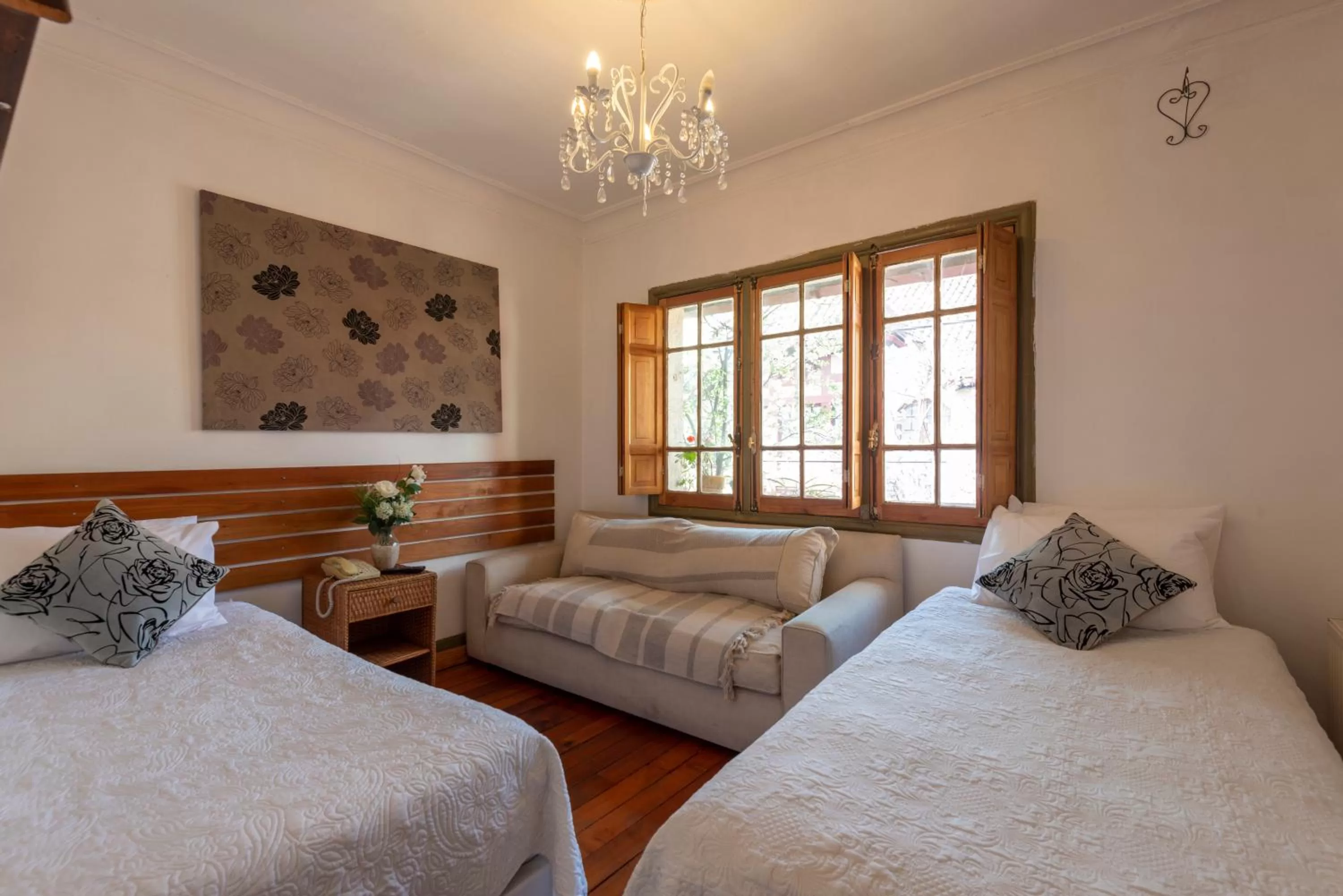 Decorative detail, Seating Area in Providencia Bed & Breakfast