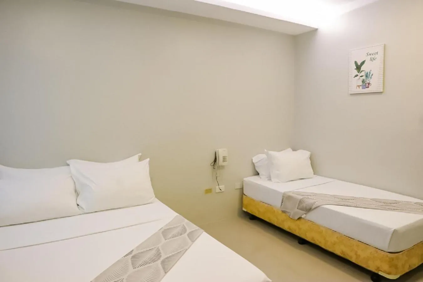 Bedroom, Bed in Carcar Eco Farm Resorts