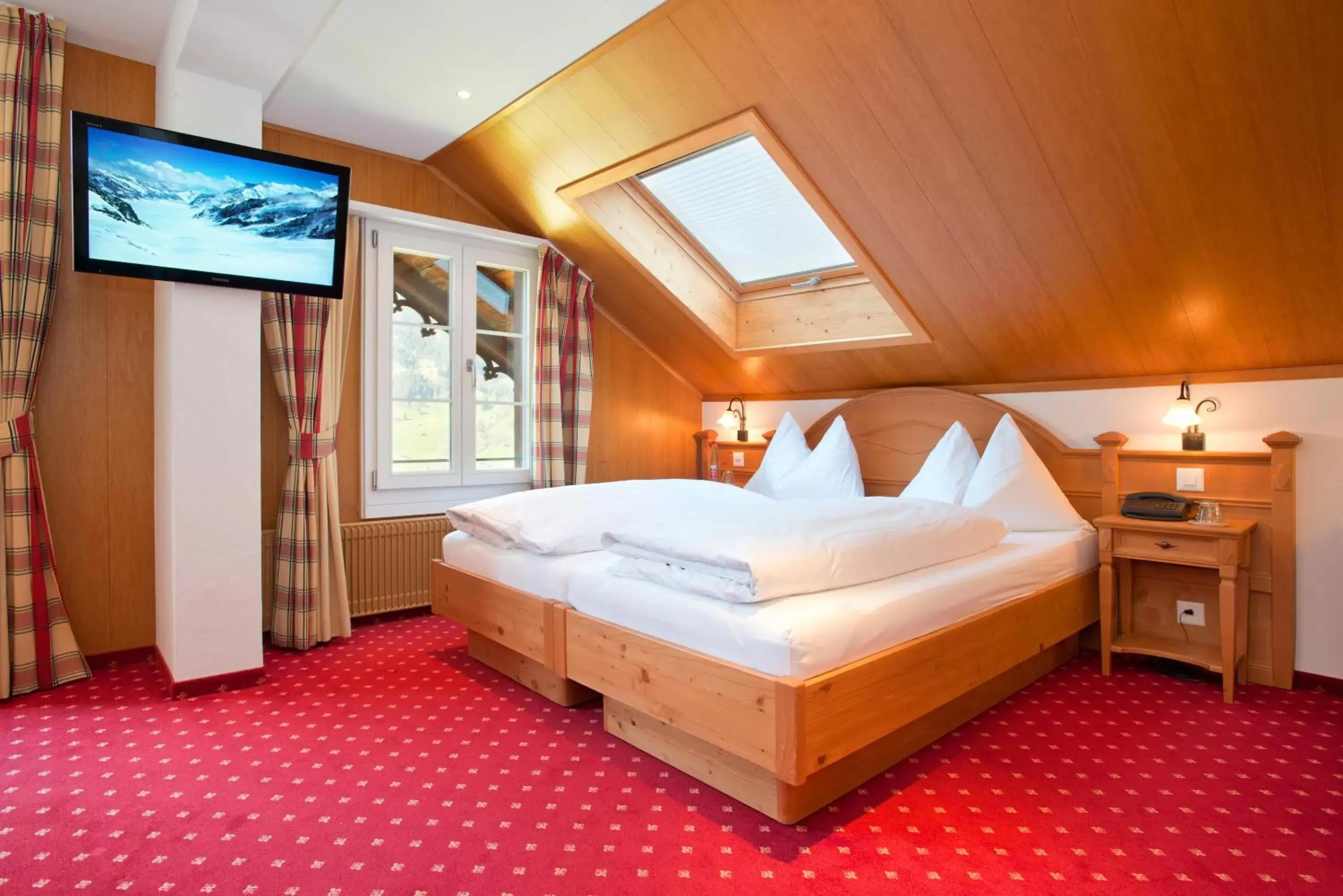 Superior Twin Room with Mountain View in Hotel Sonnenberg Superior Twin Room with Mountain View in Hotel Sonnenberg