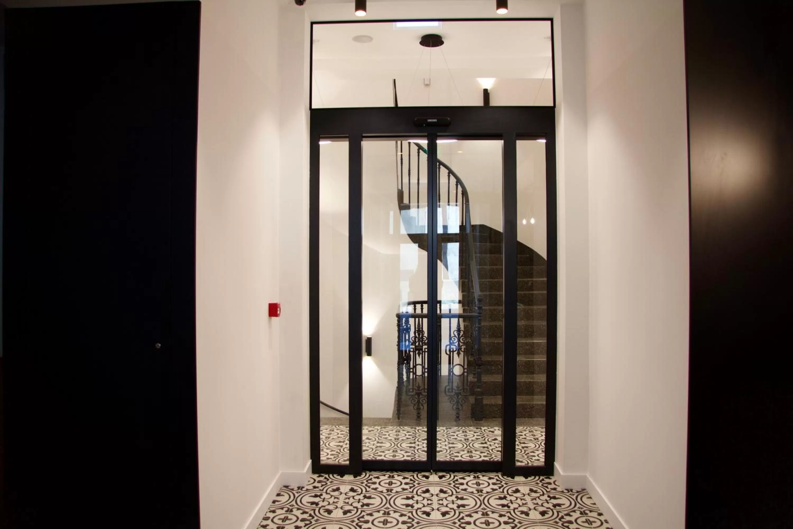 Balcony/Terrace in Chevron Hotel