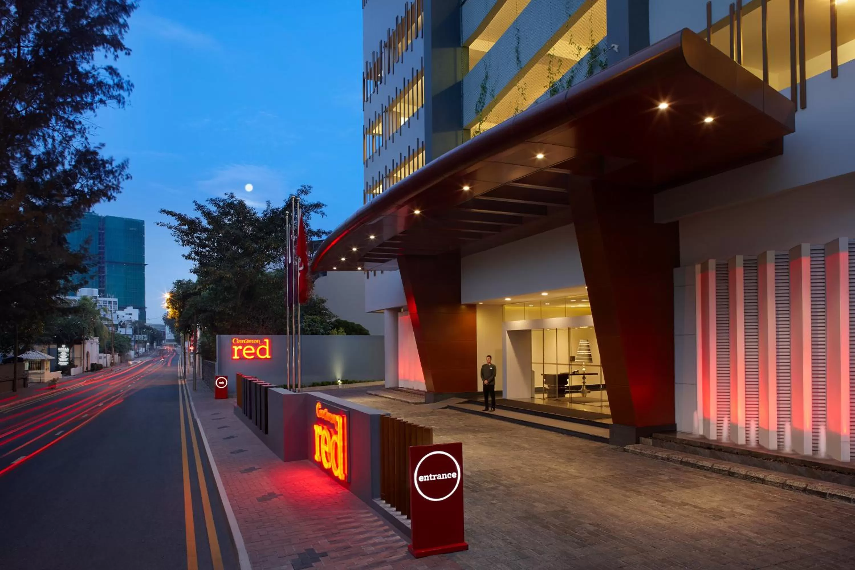 Facade/entrance in Cinnamon Red Colombo