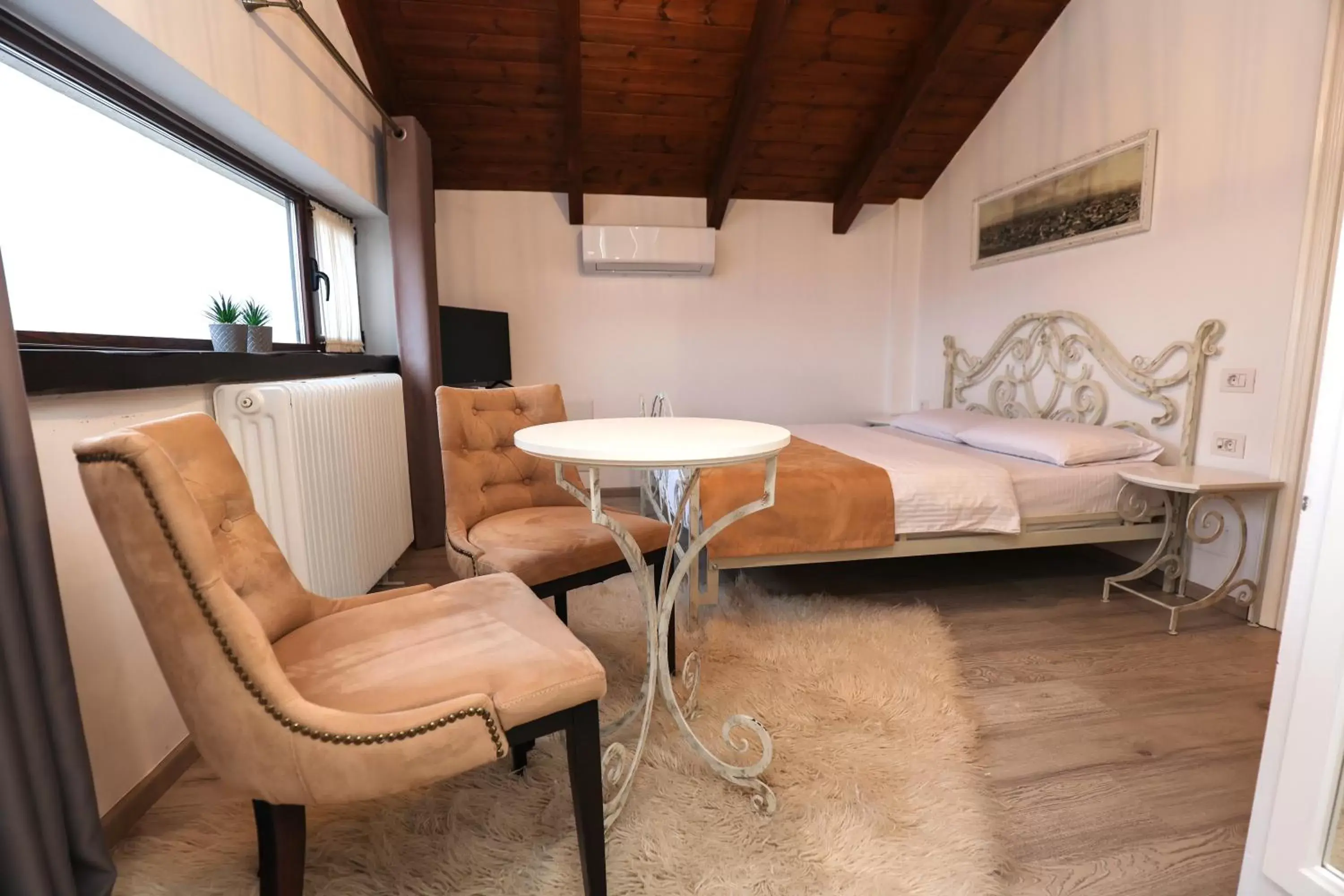 Double Room in Bujtina Oxhaku Double Room in Bujtina Oxhaku