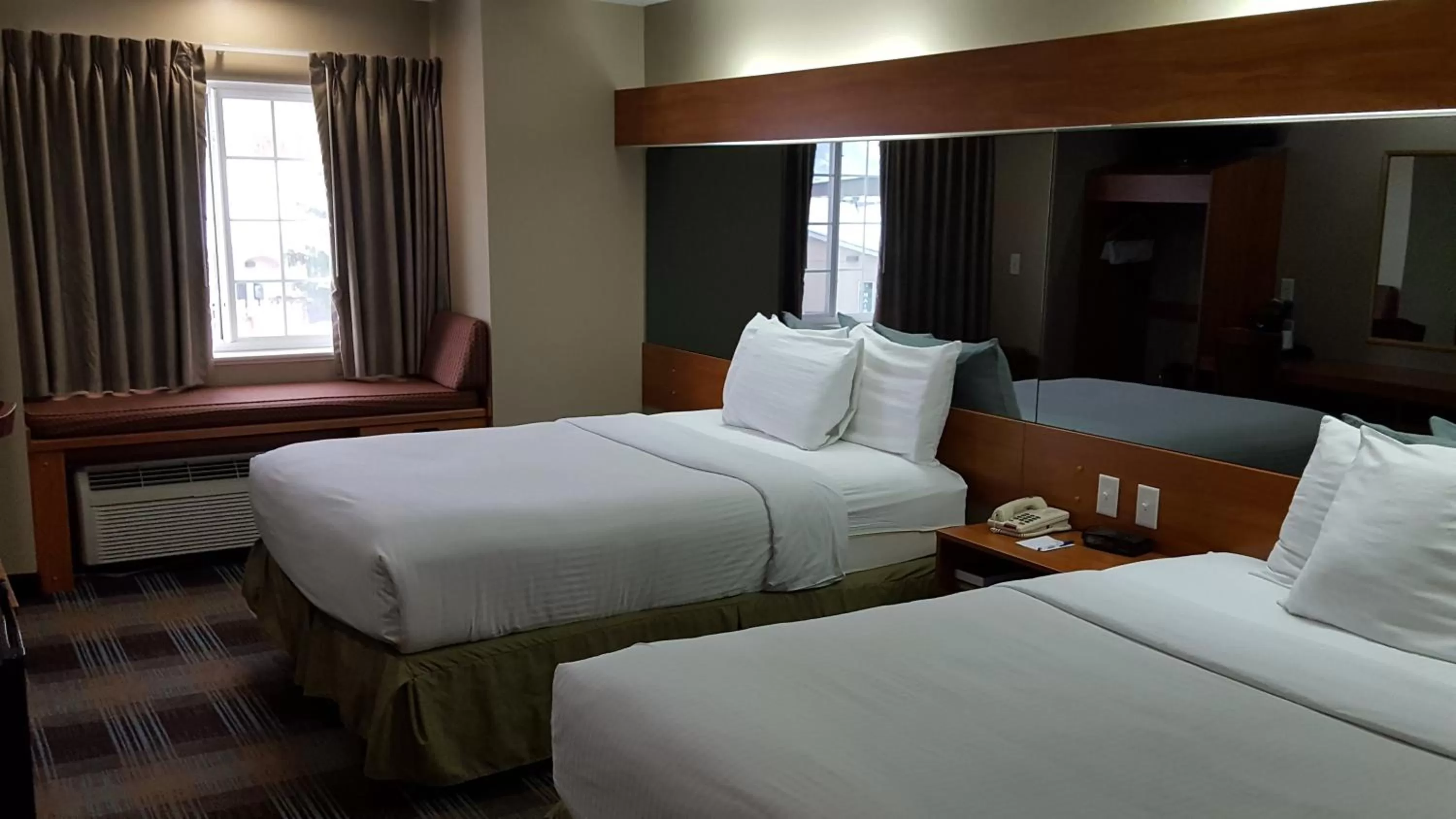 Photo of the whole room, Bed in Microtel Inn & Suites by Wyndham Bozeman