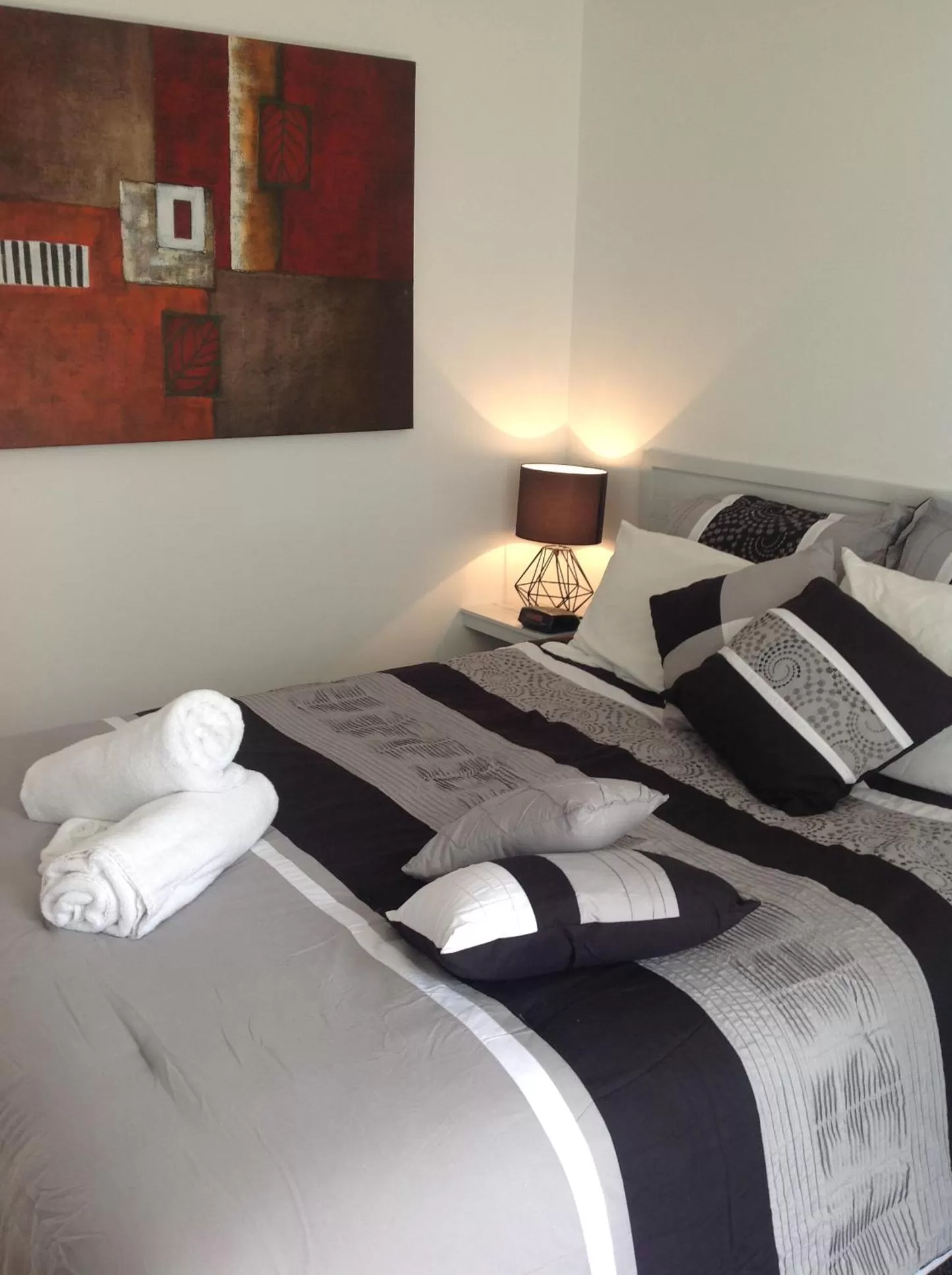 Bed in Motel Farnboro