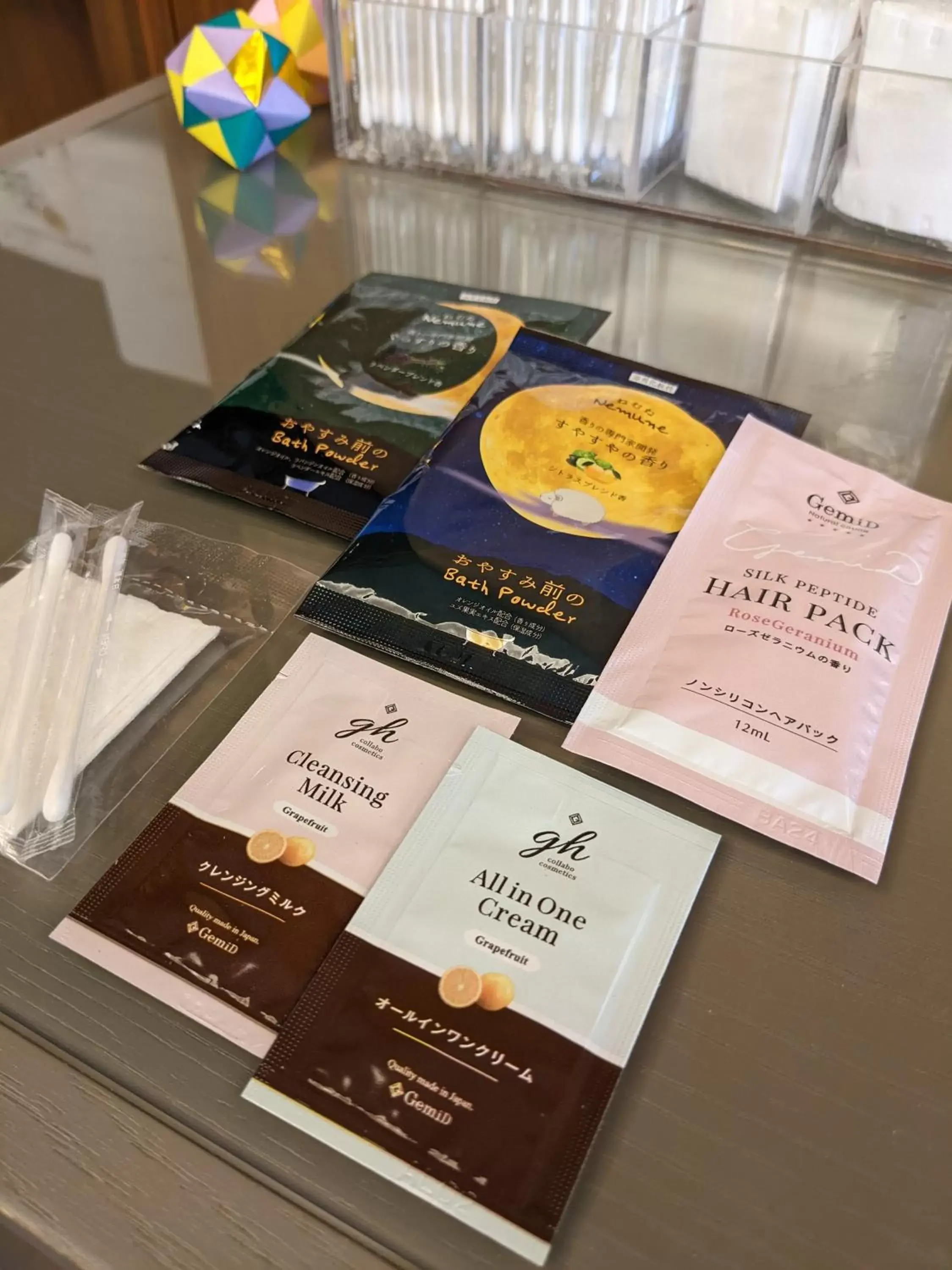 Relaxing Twin Room with Sofa in Hotel Forza Kanazawa Relaxing Twin Room with Sofa in Hotel Forza Kanazawa