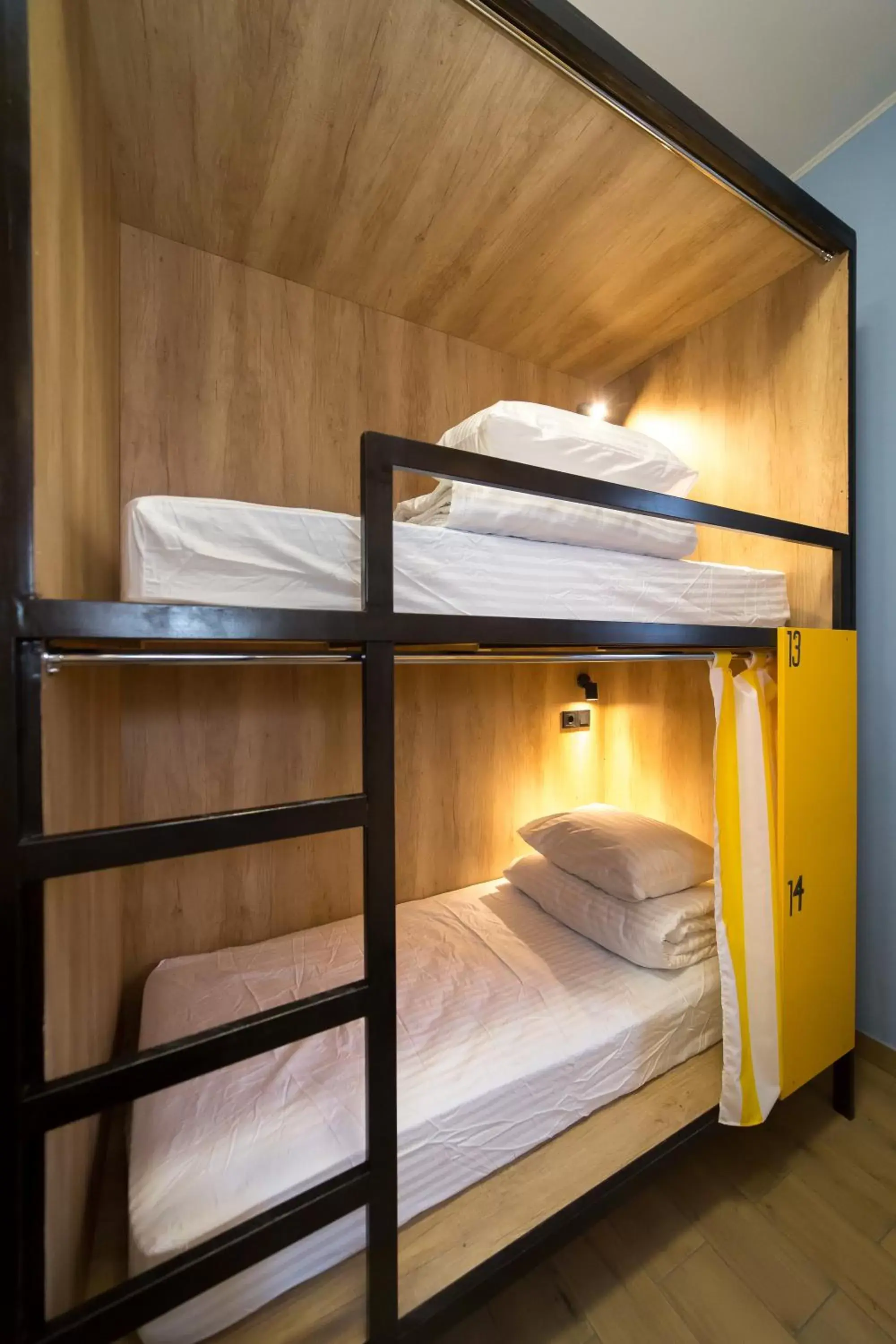 Single Bed in Dormitory Room in HOTEL Bee Station Single Bed in Dormitory Room in HOTEL Bee Station