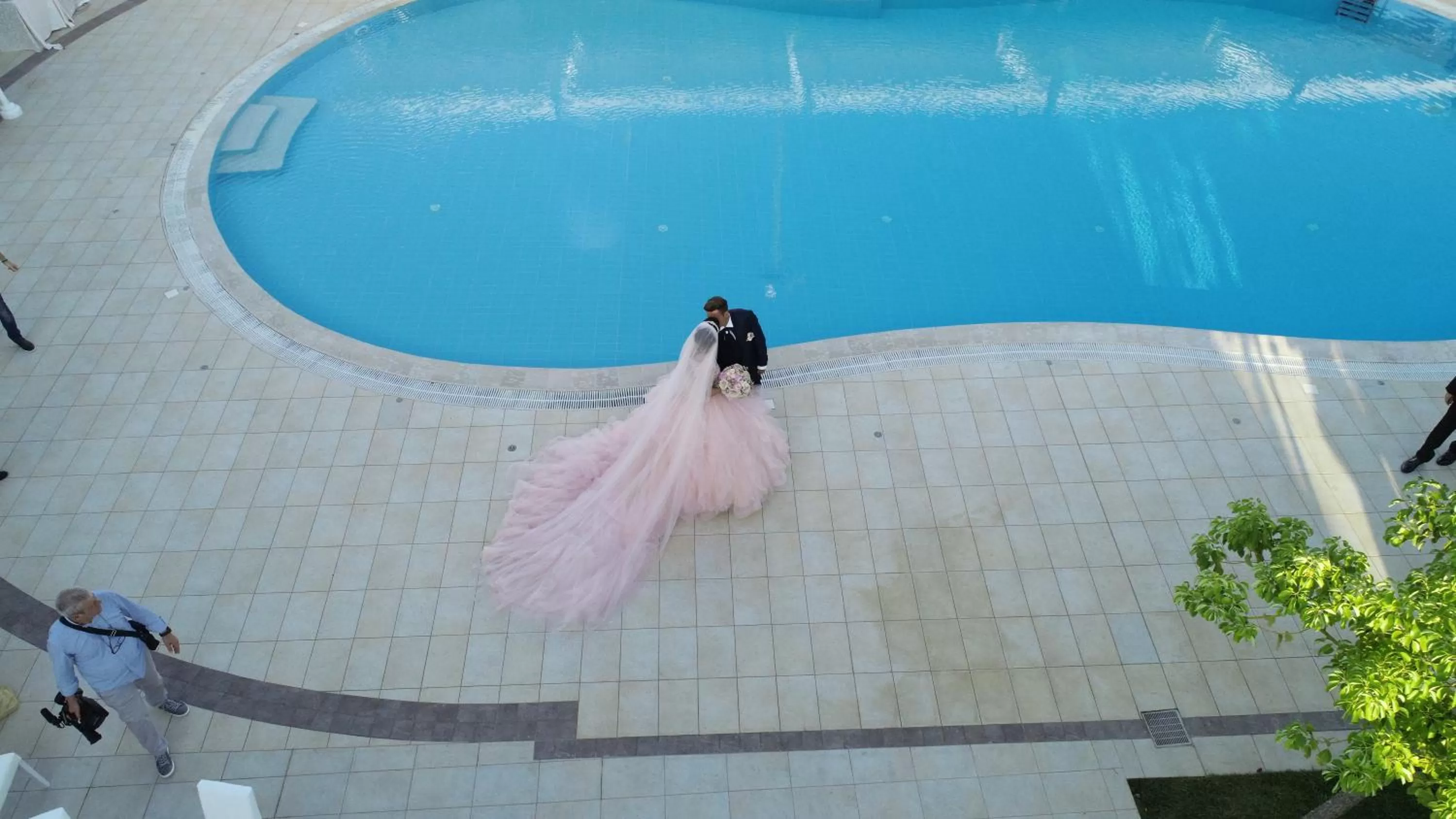 People in Edra Palace Hotel & Ristorante