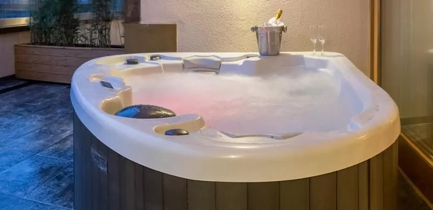 Hot Tub in Applegarth Villa Hotel & Restaurant (Adult Only)