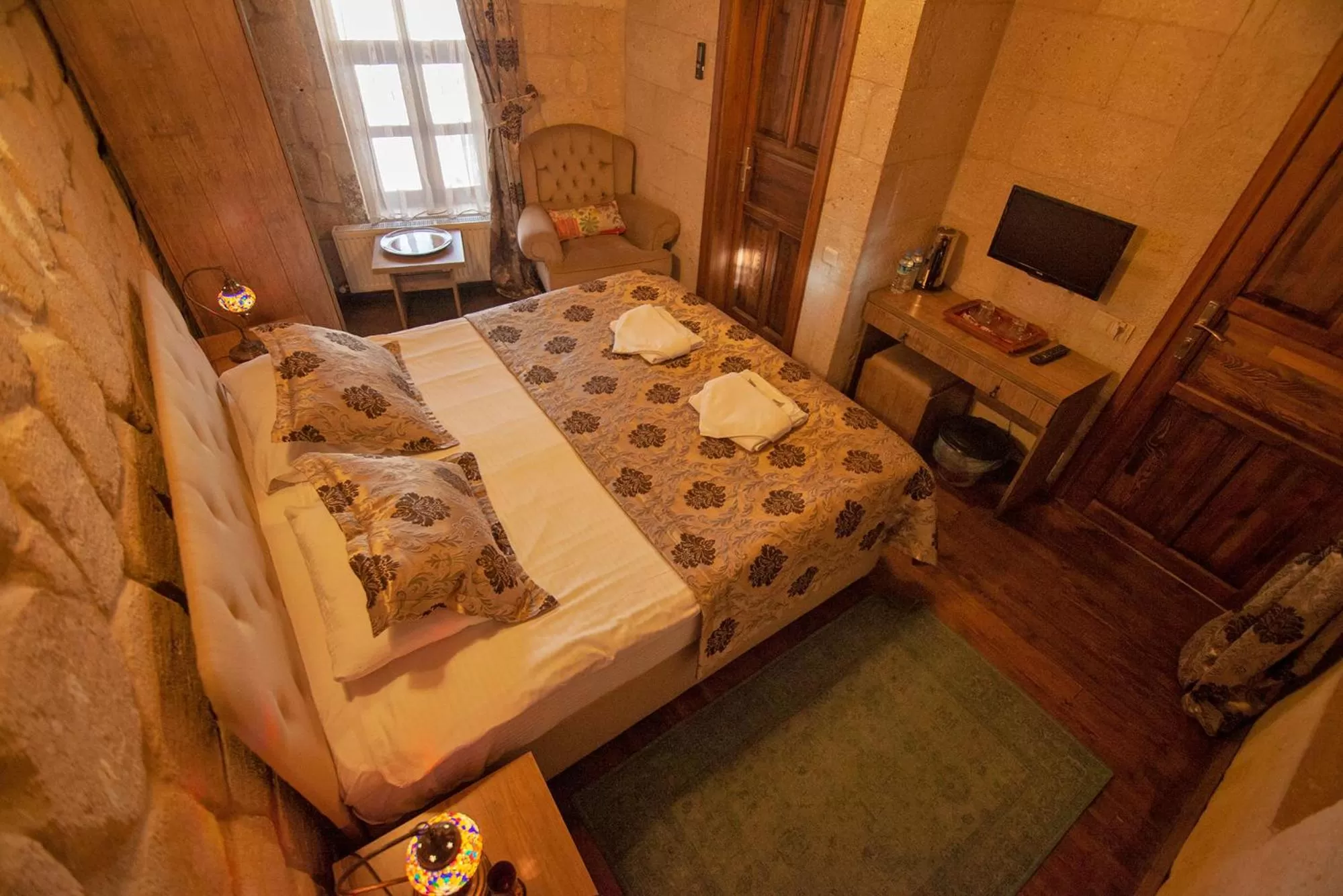 Bedroom, Bed in Diamond of Cappadocia