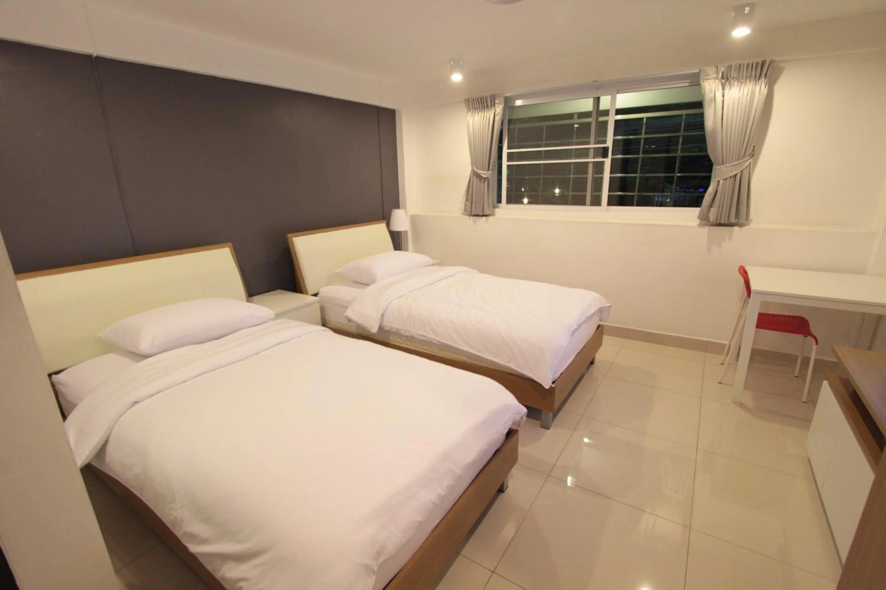 Bed in Napaville Huai Khwang