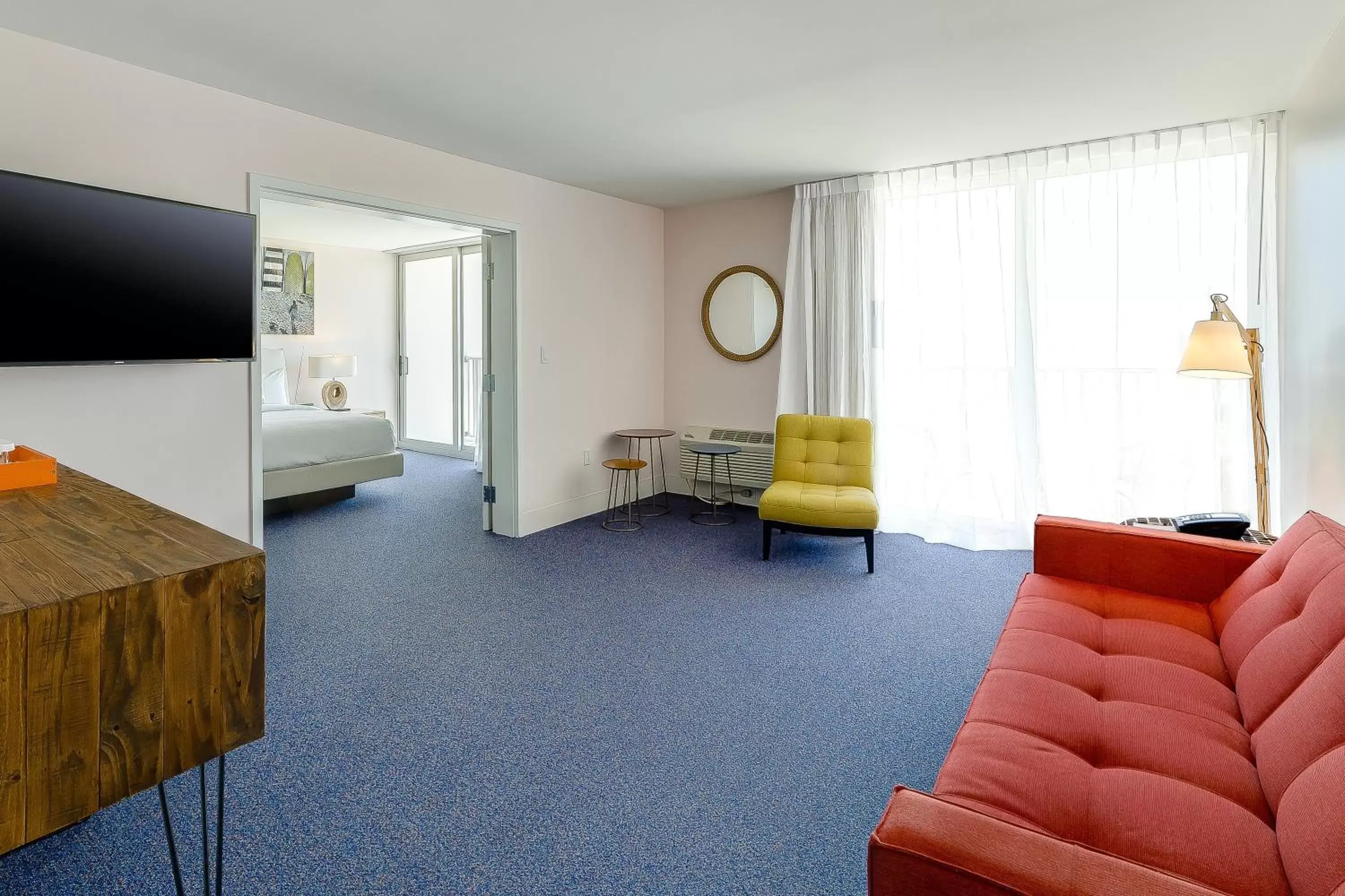 One-Bedroom King Suite in Plunge Beach Resort One-Bedroom King Suite in Plunge Beach Resort