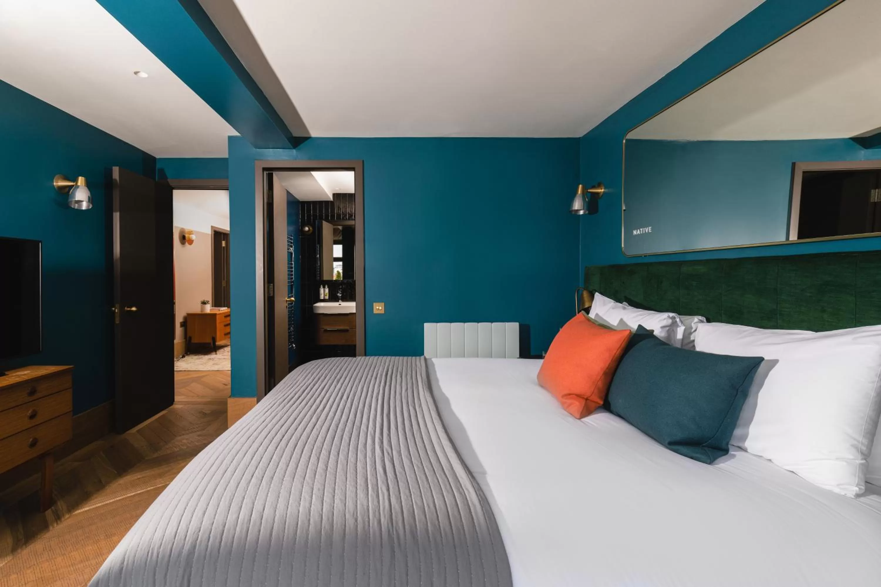 Bed in Native Manchester