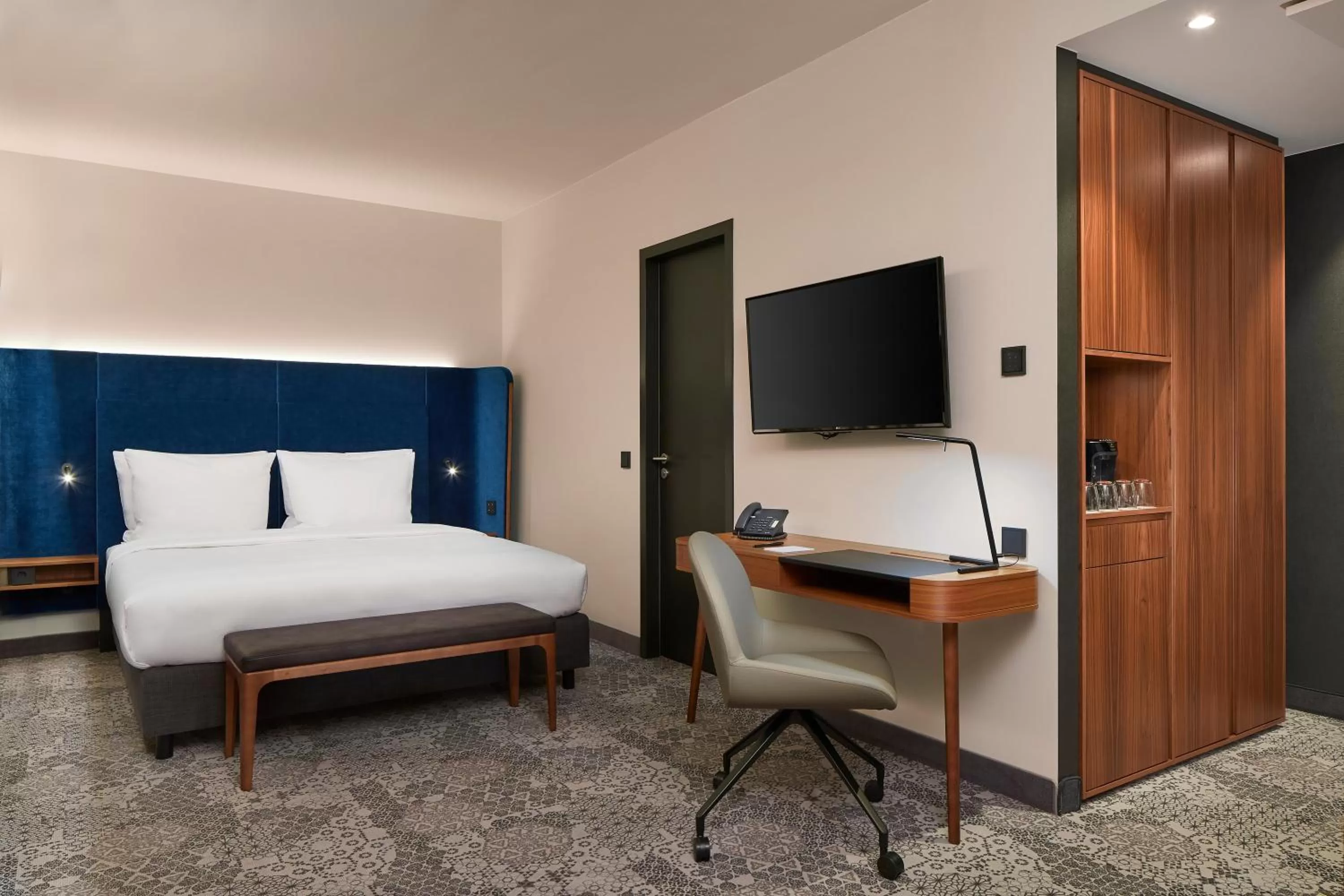 Decorative detail, Bed in HYPERION Hotel München