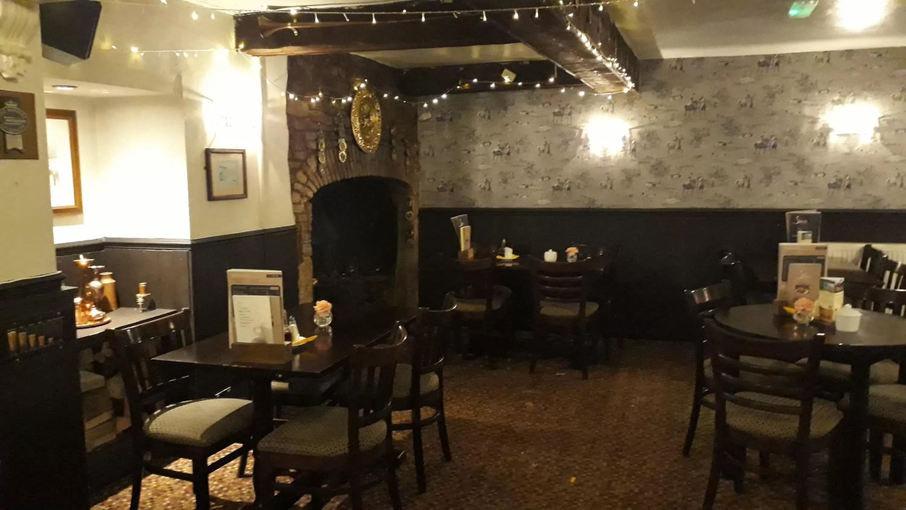 Restaurant/Places to Eat in The Swan