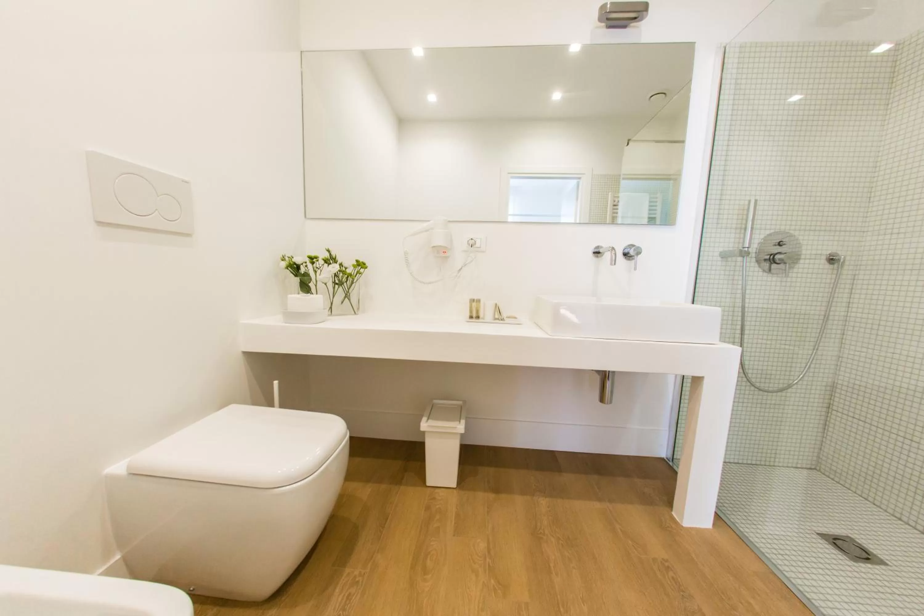 Shower in Rhegion B&B