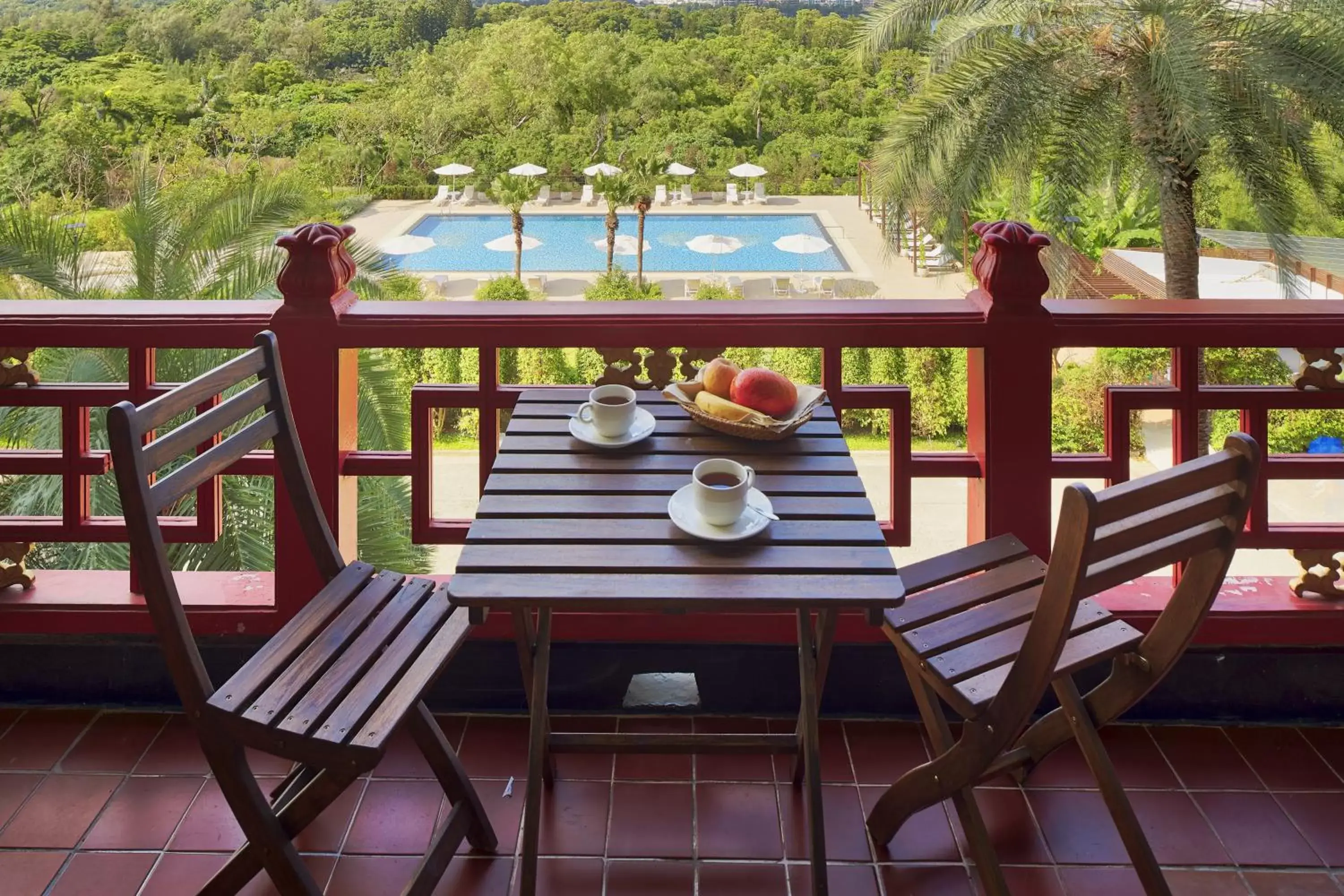 Triple Room with Lake View in The Grand Hotel Kaohsiung Triple Room with Lake View in The Grand Hotel Kaohsiung