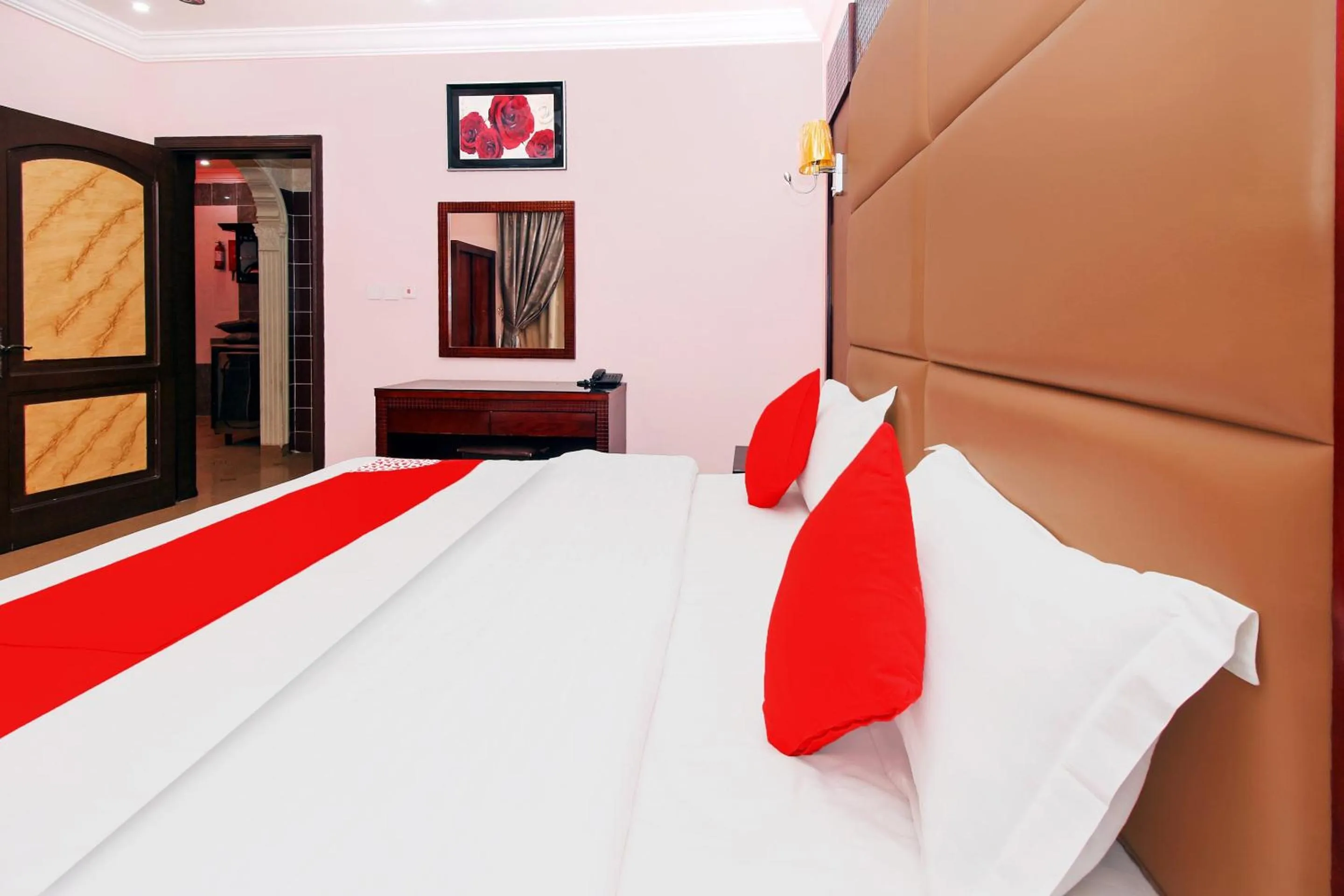 Bedroom, Bed in OYO 589 Lavina House