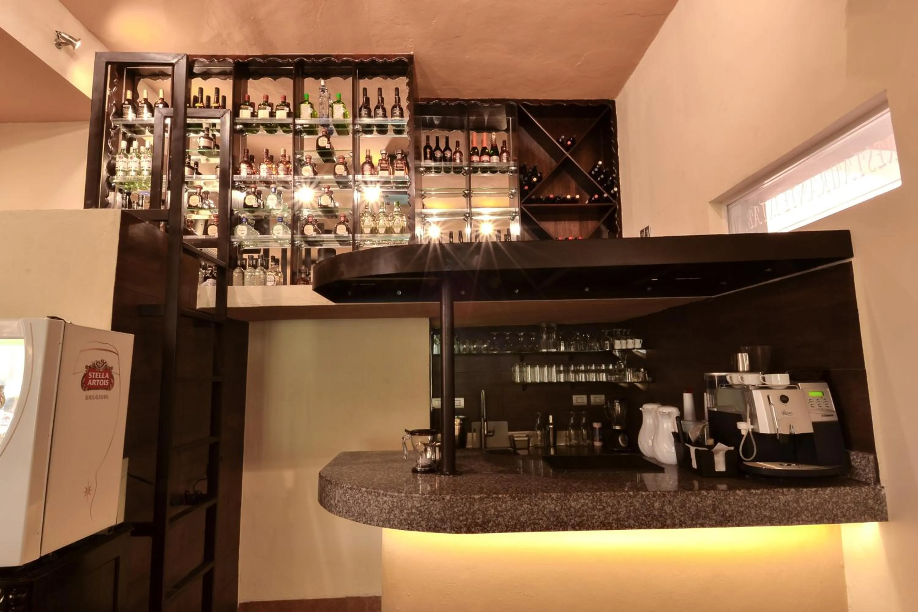 Restaurant/places to eat in Hotel Boutique Real San Juan Center