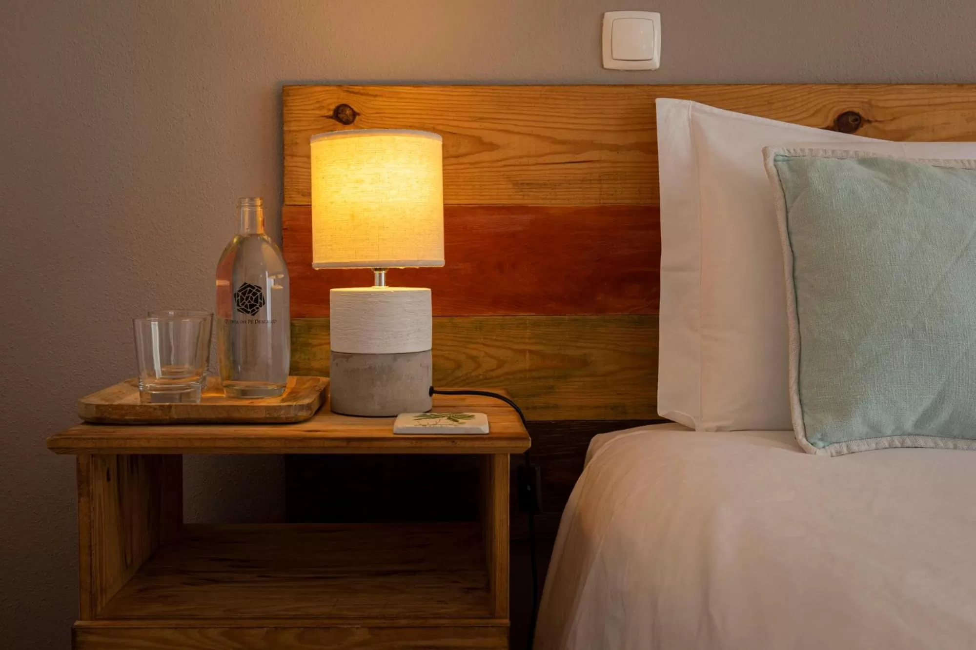 Decorative detail, Bed in Quinta do Pé Descalço - Country Guesthouse in Sintra