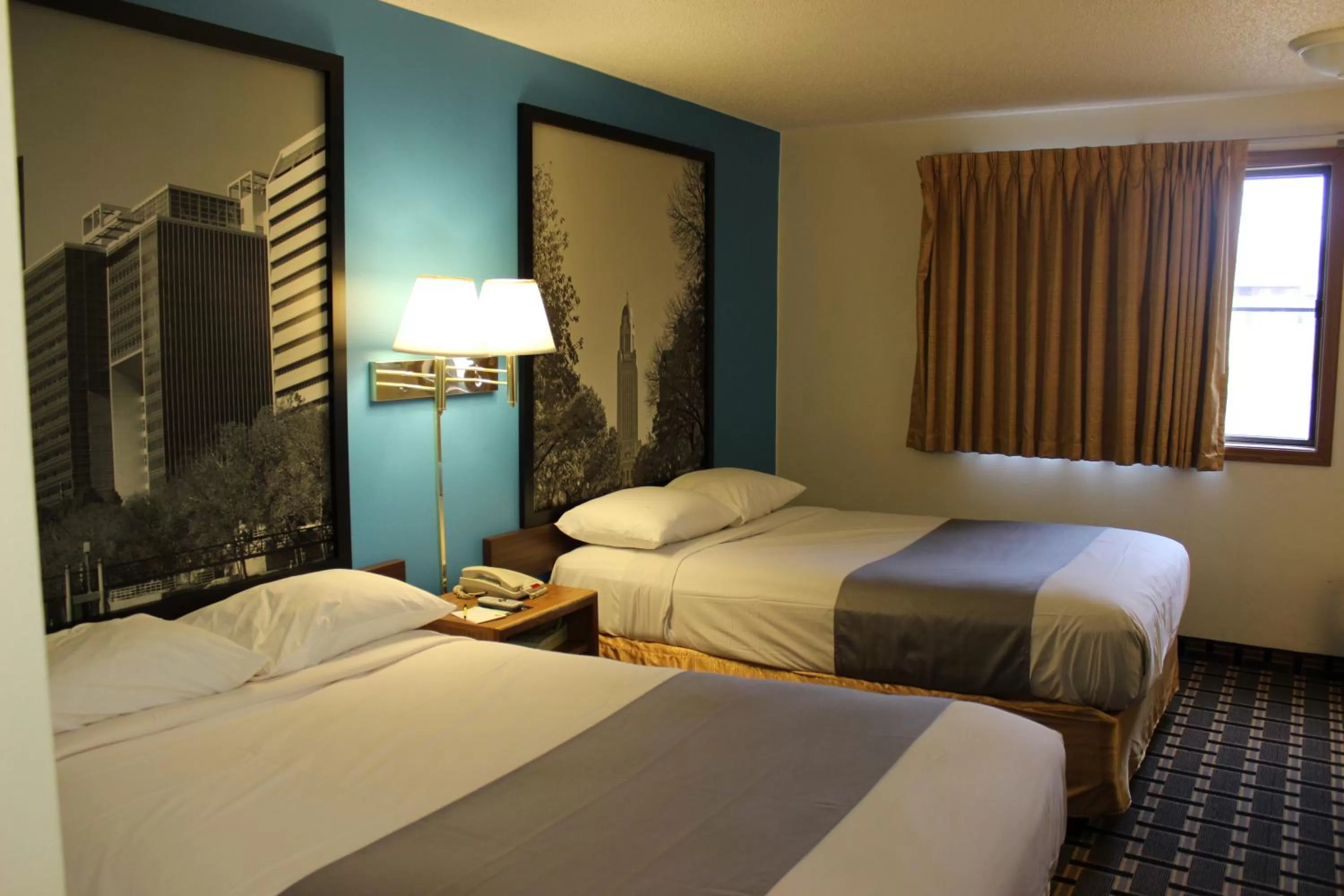 Double Room with Two Double Beds - Non-Smoking in Super 8 by Wyndham Lincoln West