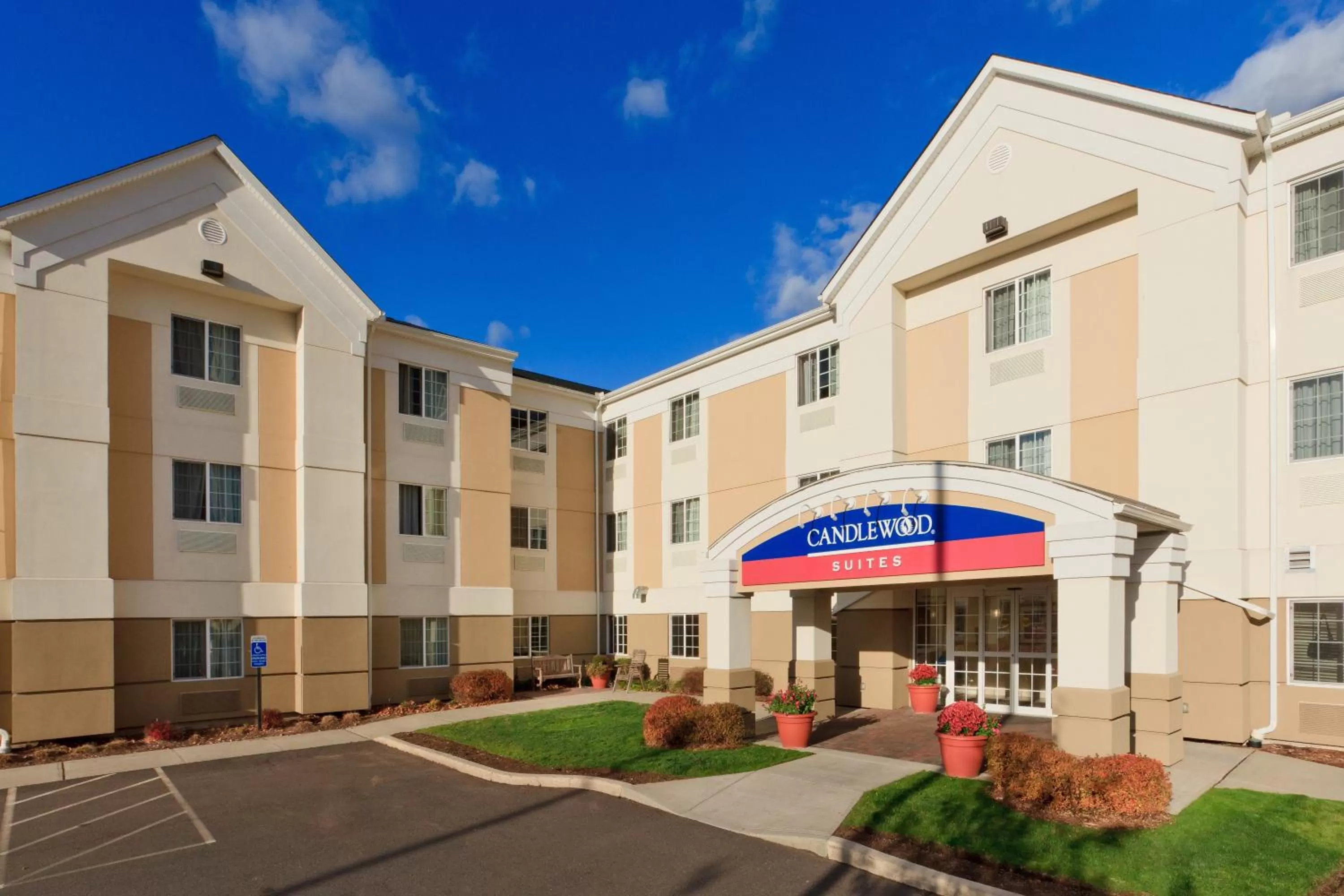Property building in Candlewood Suites Windsor Locks by IHG