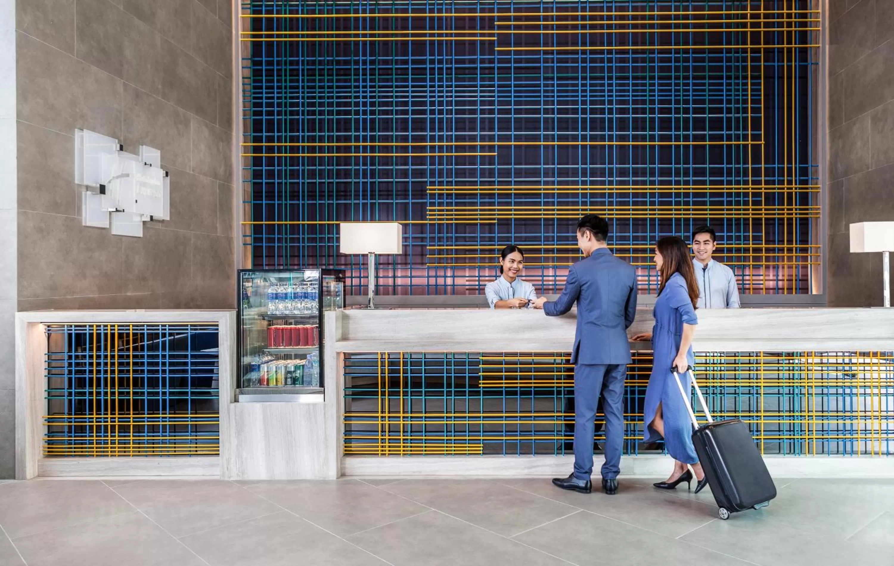 Lobby or reception in Holiday Inn Express Bangkok Soi Soonvijai by IHG