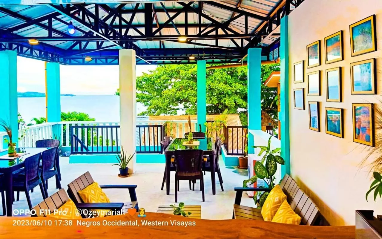 SmallFry's Beach Resort