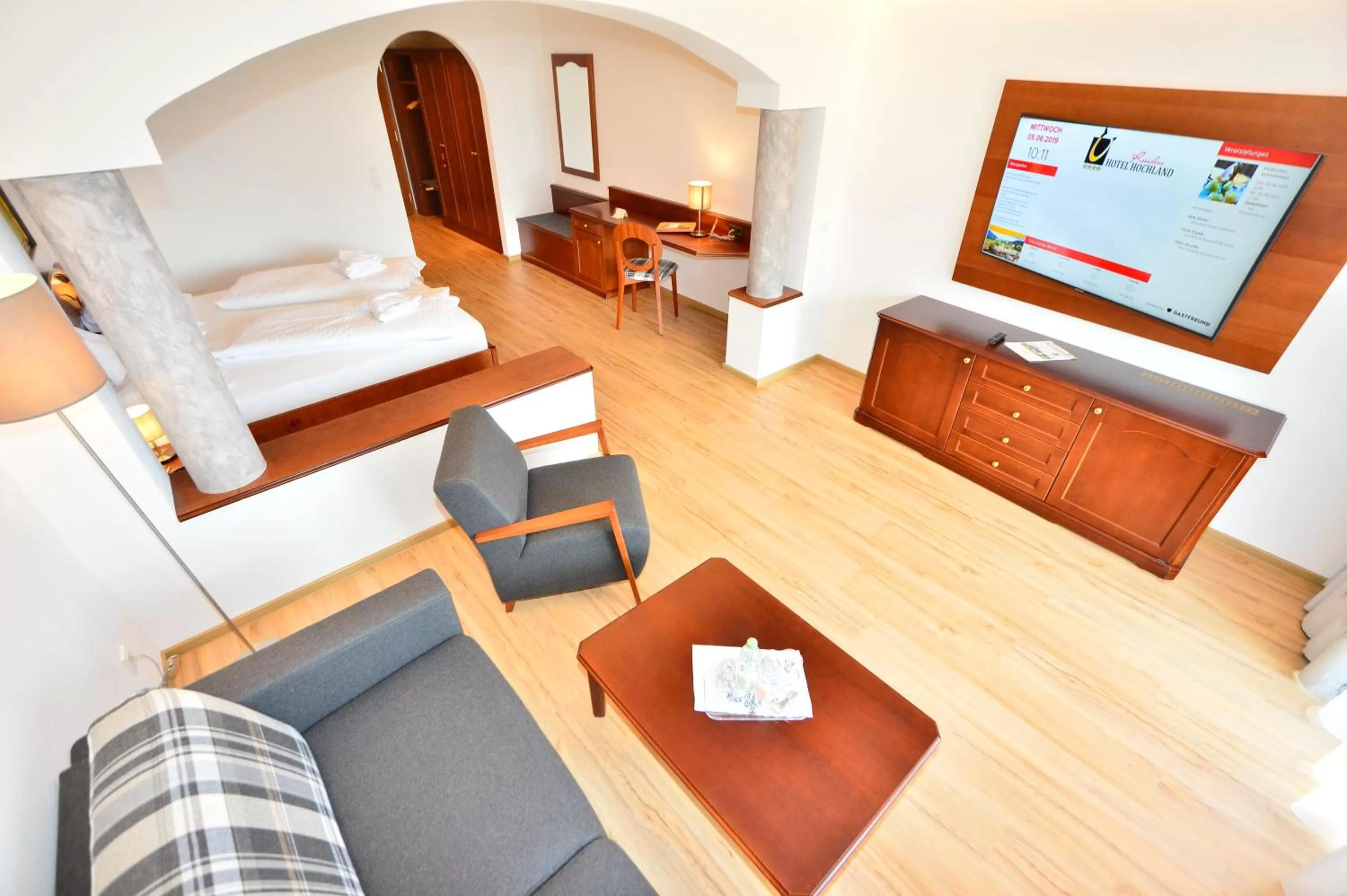 Photo of the whole room, TV/Entertainment Center in Hotel Residenz Hochland