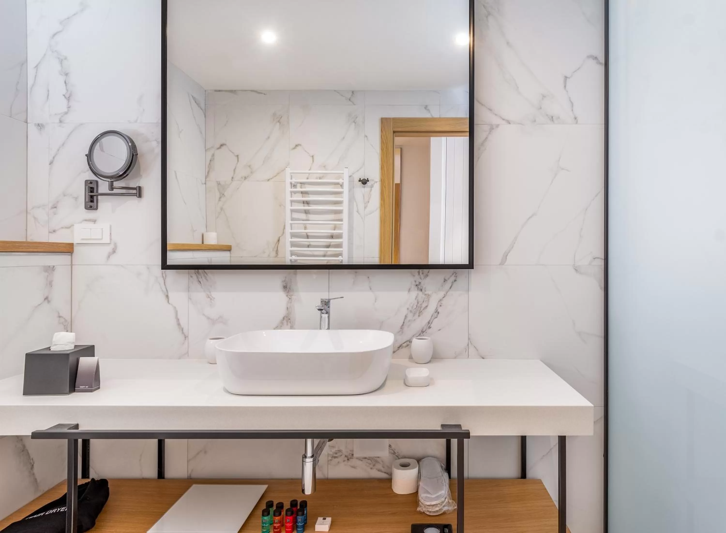 Bathroom in Lazure Hotel & Marina