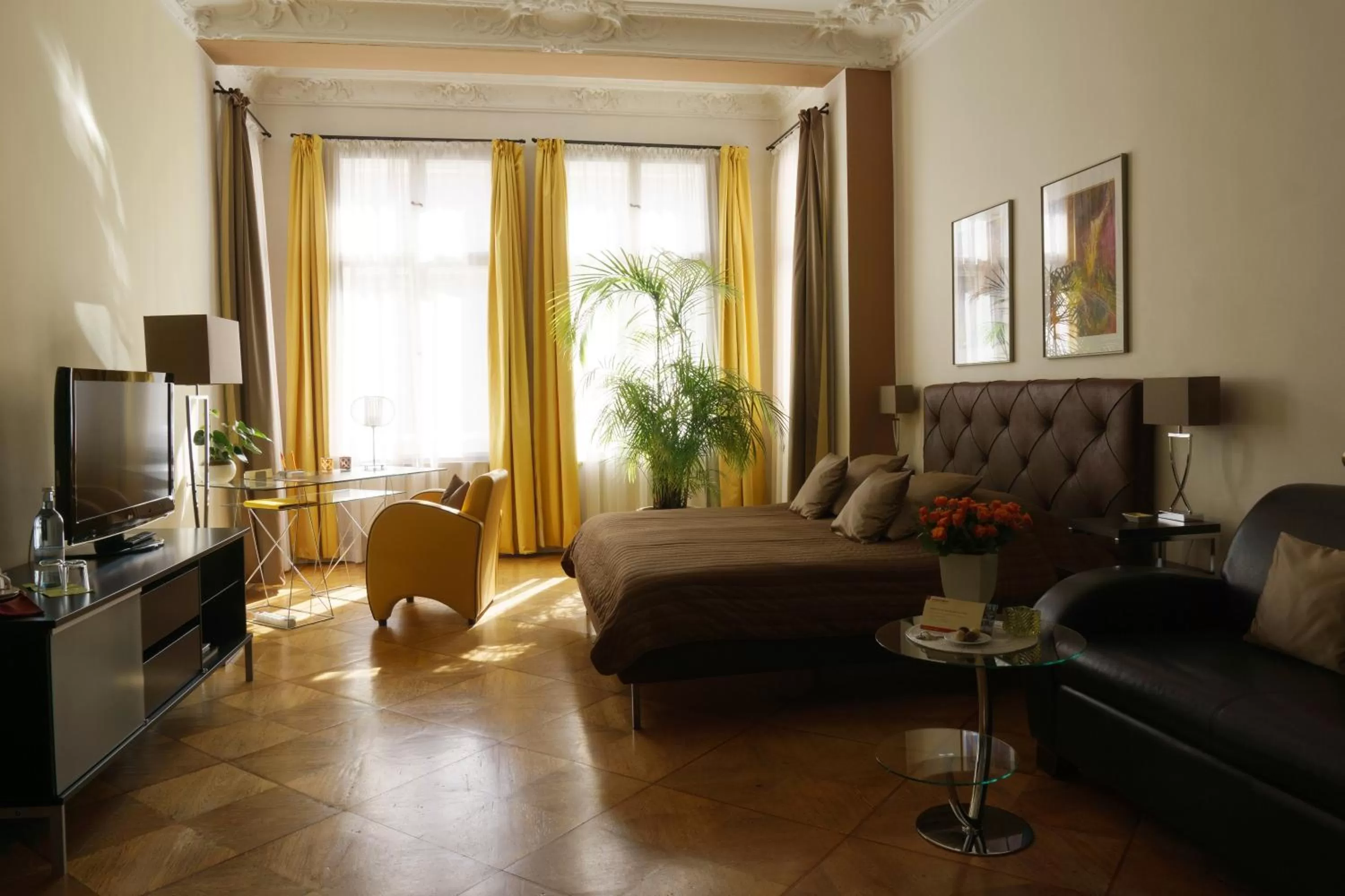 Photo of the whole room in Boutique Hotel Mittendrin Berlin