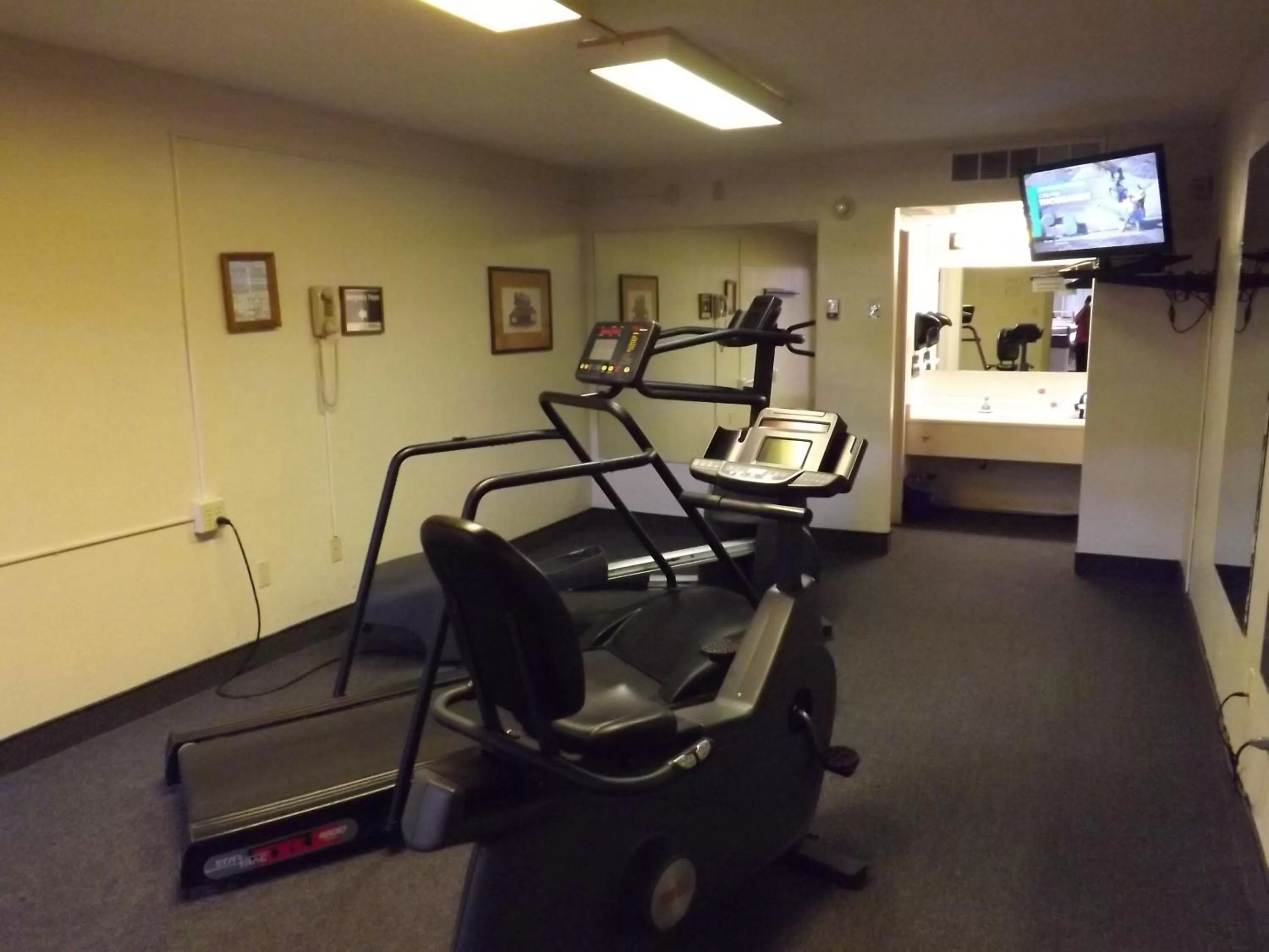 Fitness centre/facilities in Ramada by Wyndham Sterling