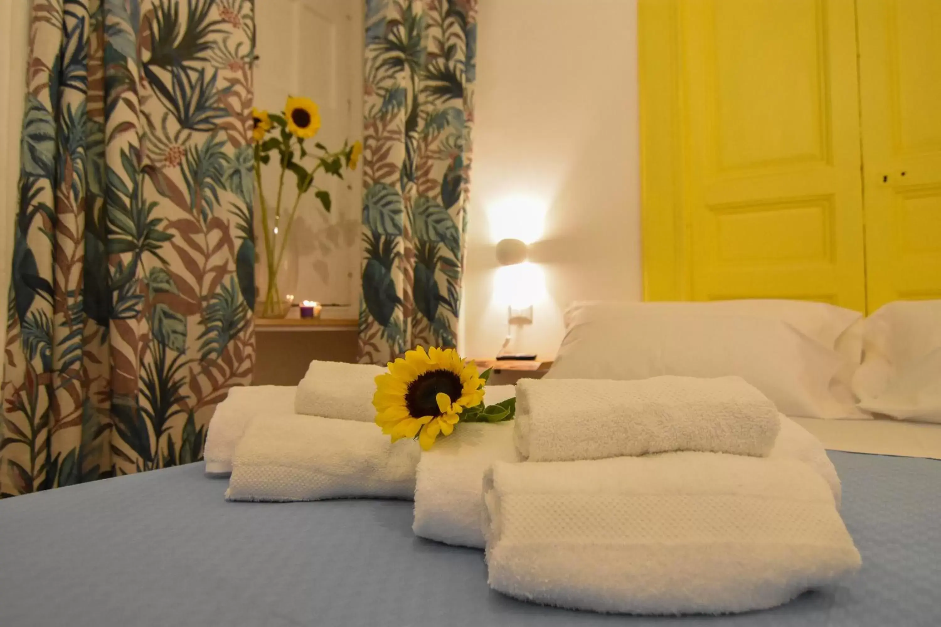 Double Room with Private Bathroom in La Dimora di Artemide B&B Double Room with Private Bathroom in La Dimora di Artemide B&B