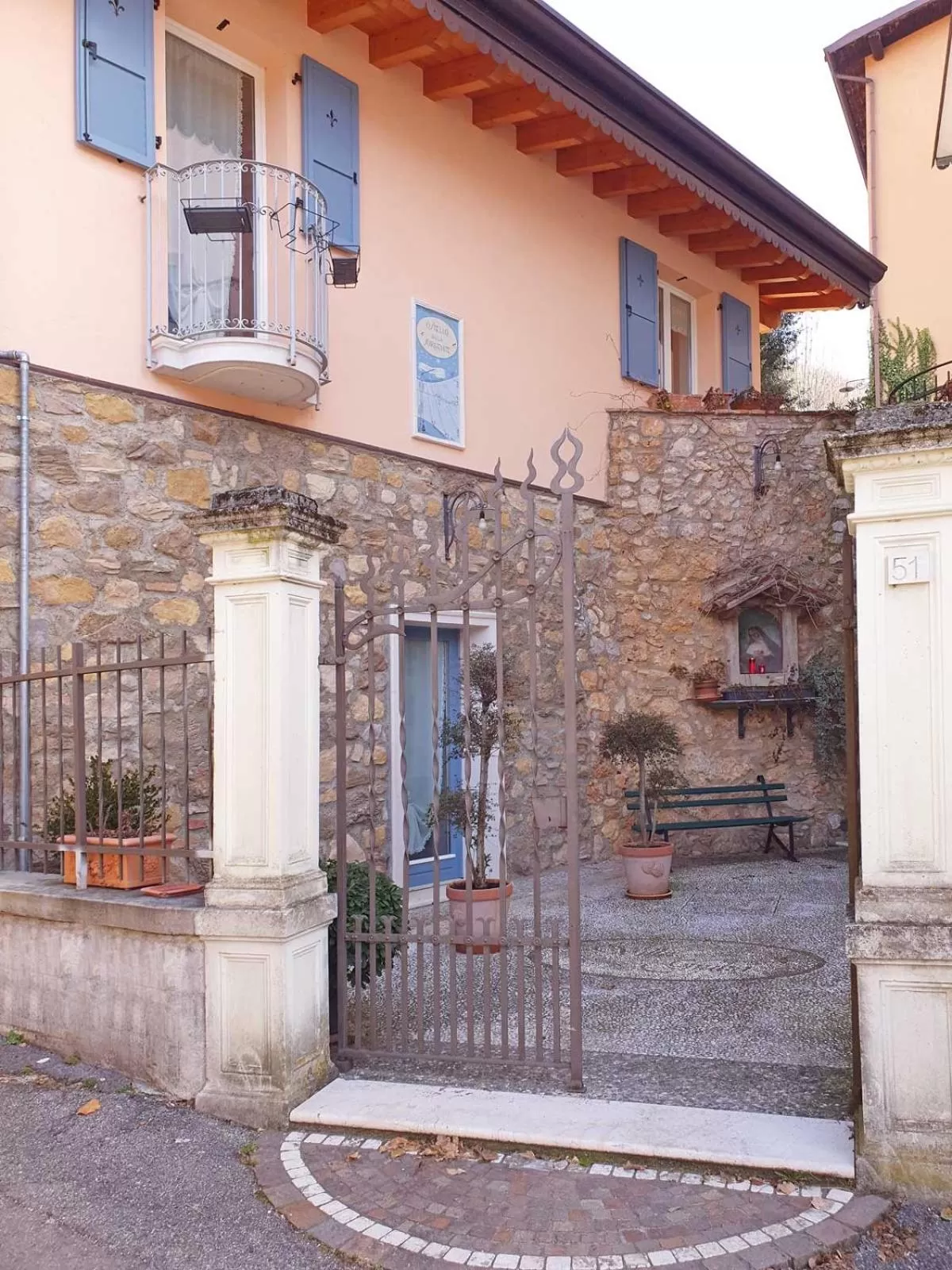 Property building in Borgo alla Sorgente