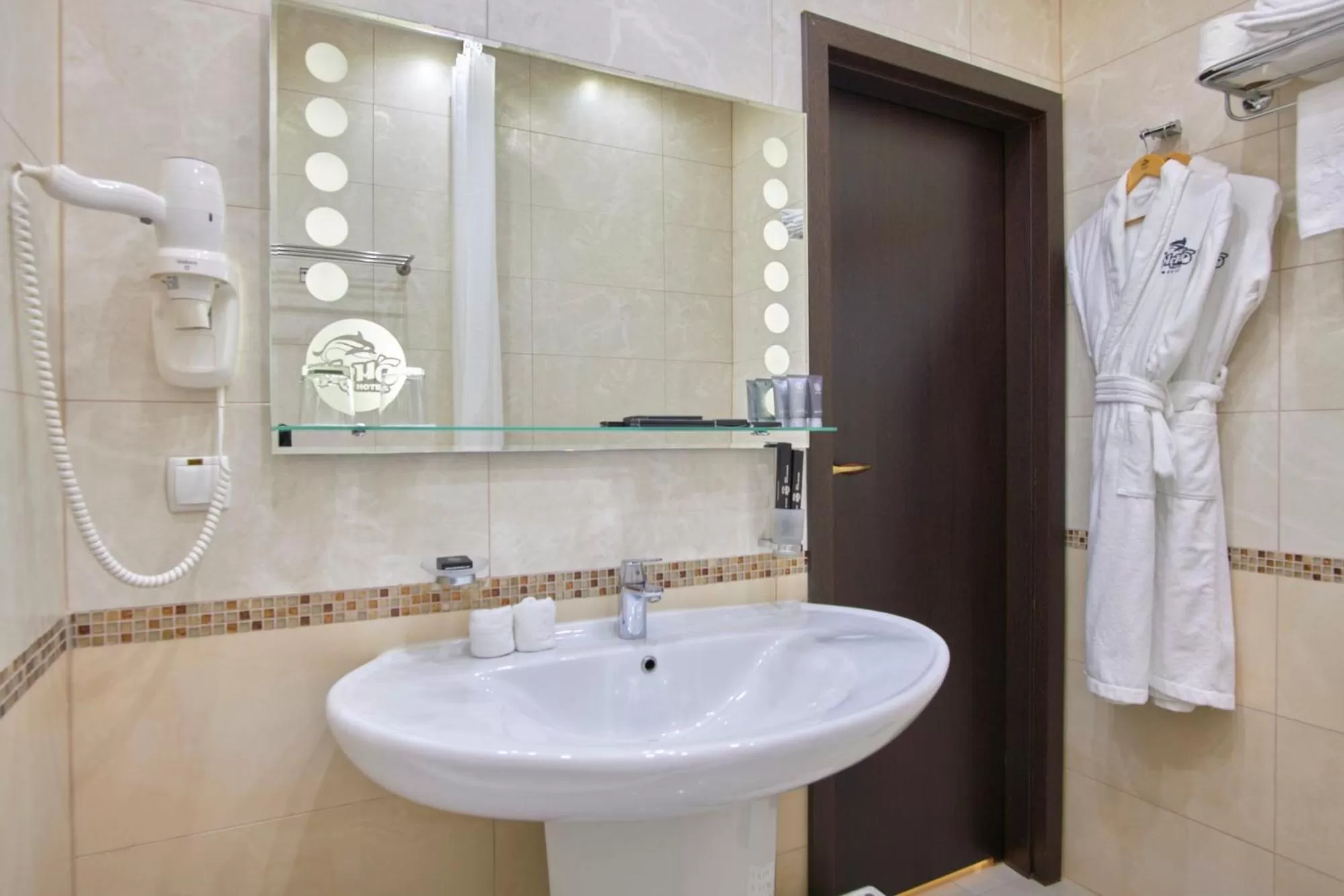 Bathroom in Hotel & Spa NEMO with dolphins