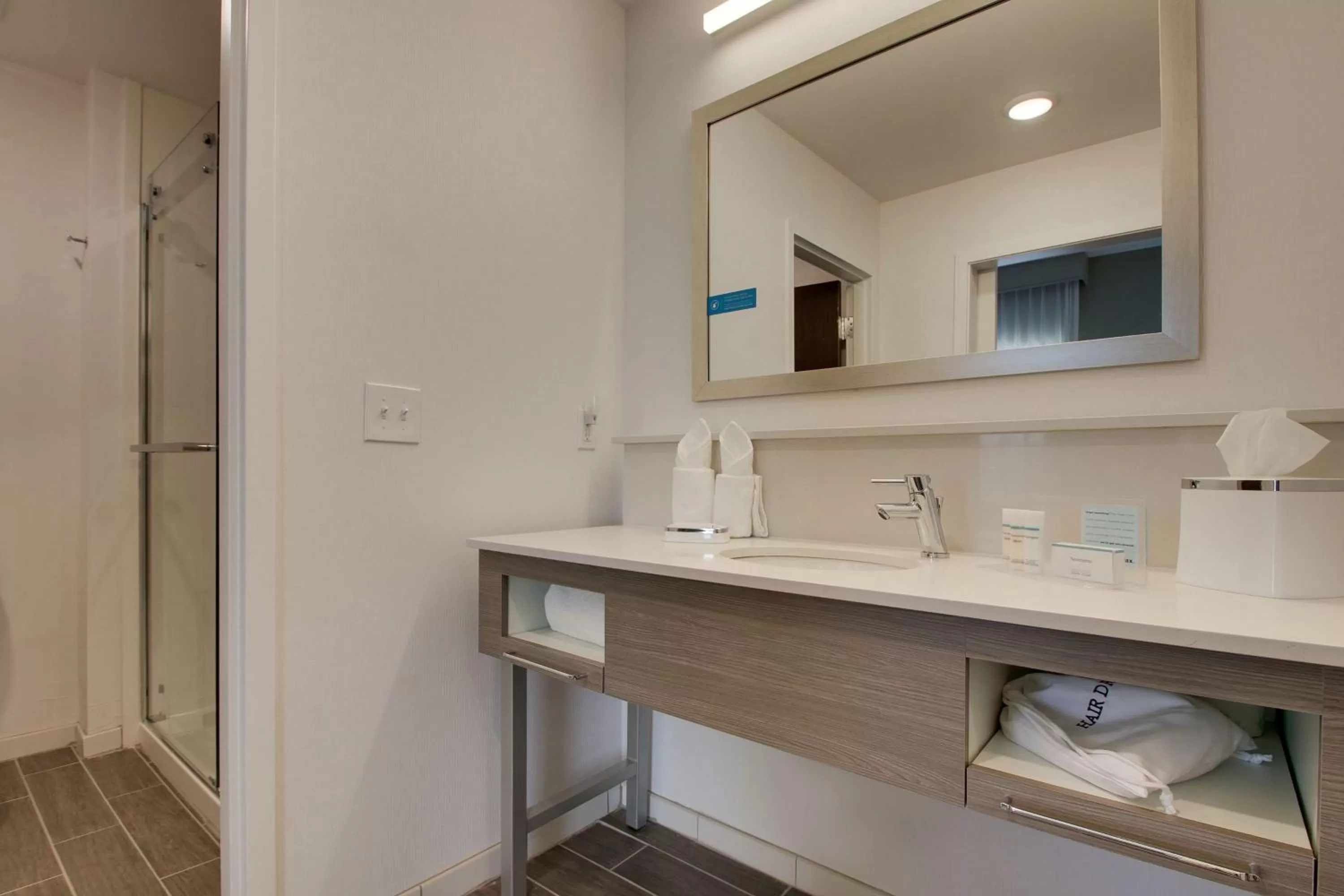 Bathroom in Hampton Inn & Suites By Hilton Knightdale Raleigh