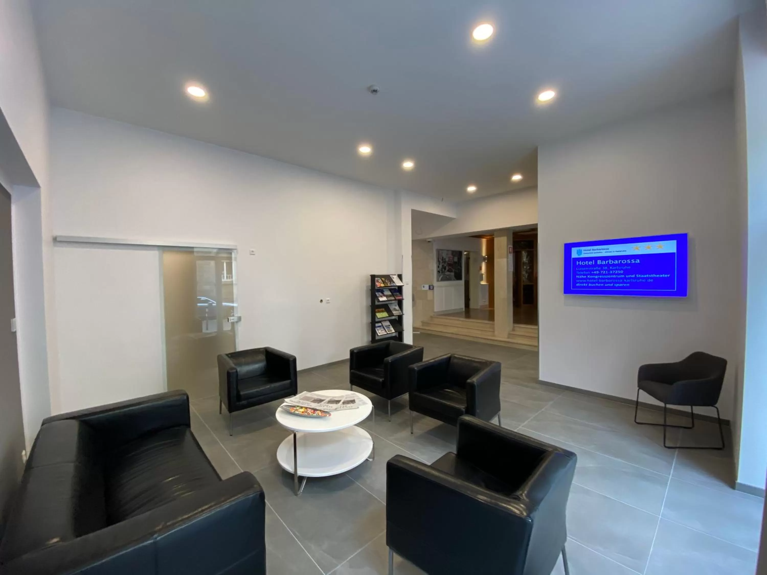 Lobby or reception in Hotel Barbarossa Karlsruhe Stadtmitte