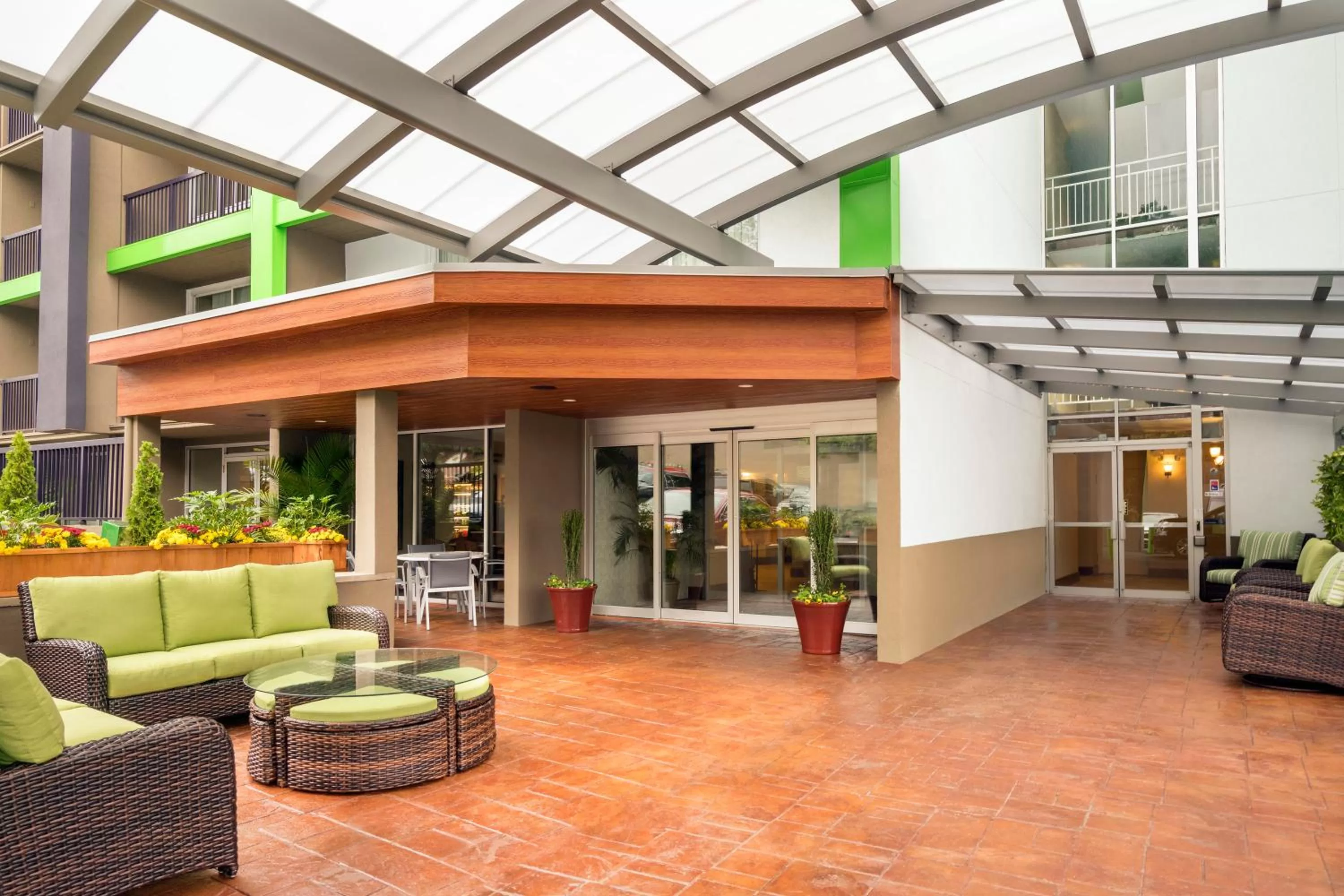 Facade/entrance in Wyndham Garden Washington DC North