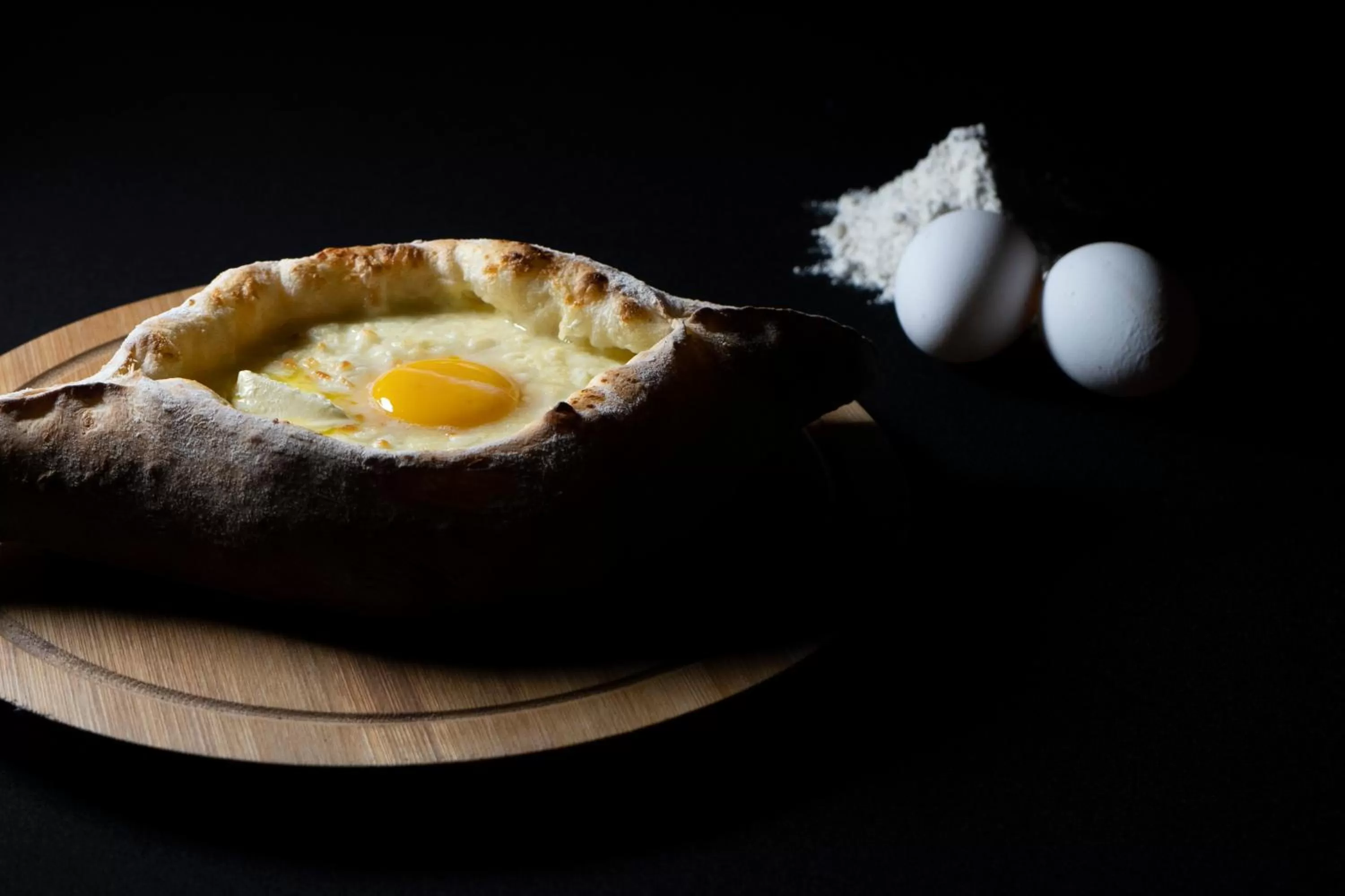 Restaurant/places to eat in Grand Opera Hotel