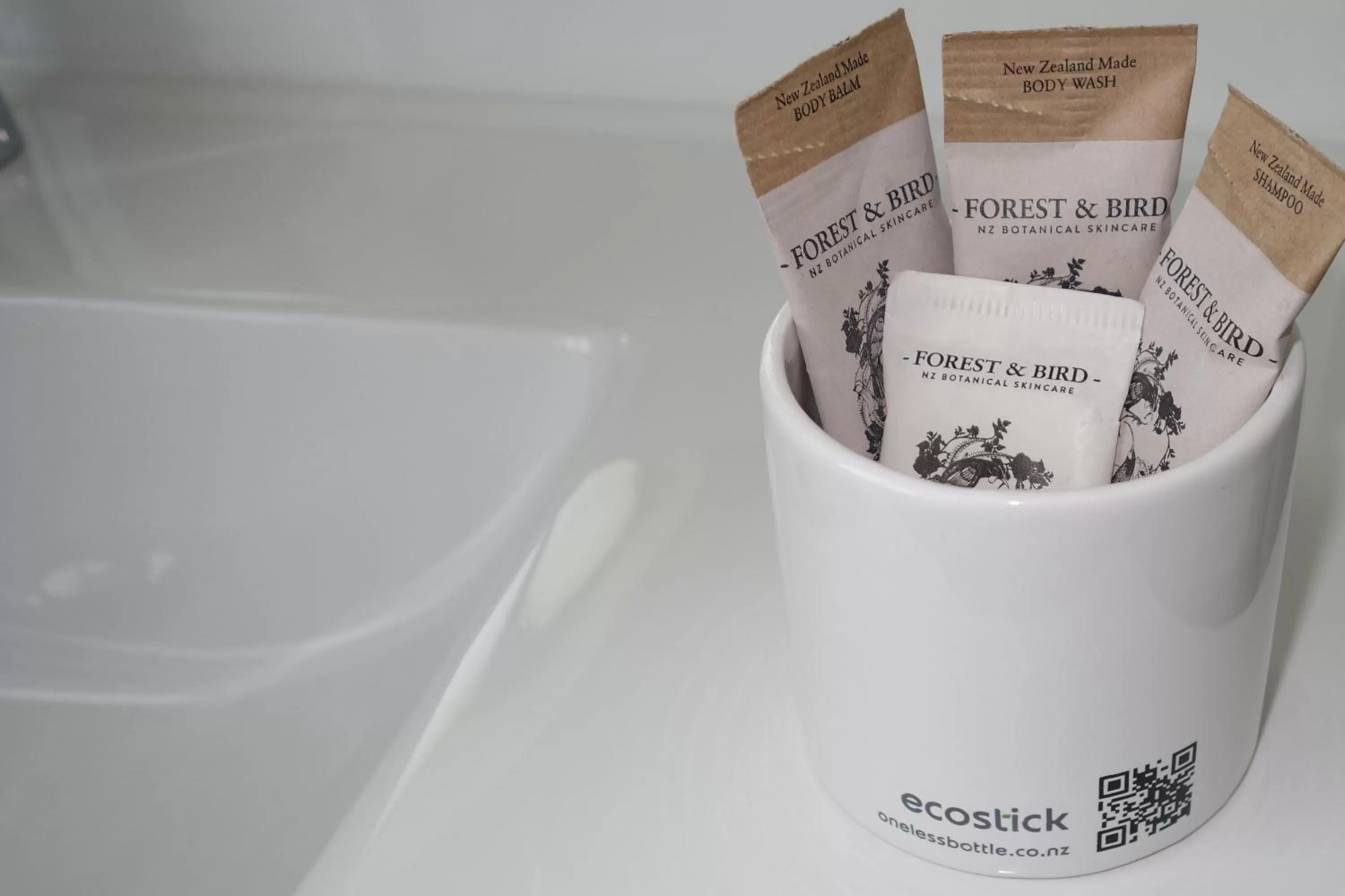 Bathroom in Airport Palms Motel