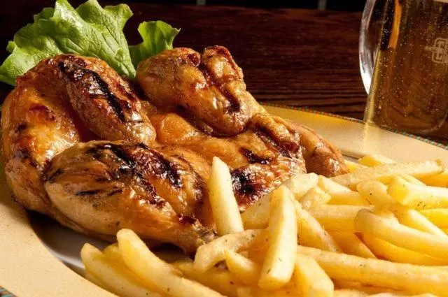 Restaurant/places to eat in Fly Bike Hotel