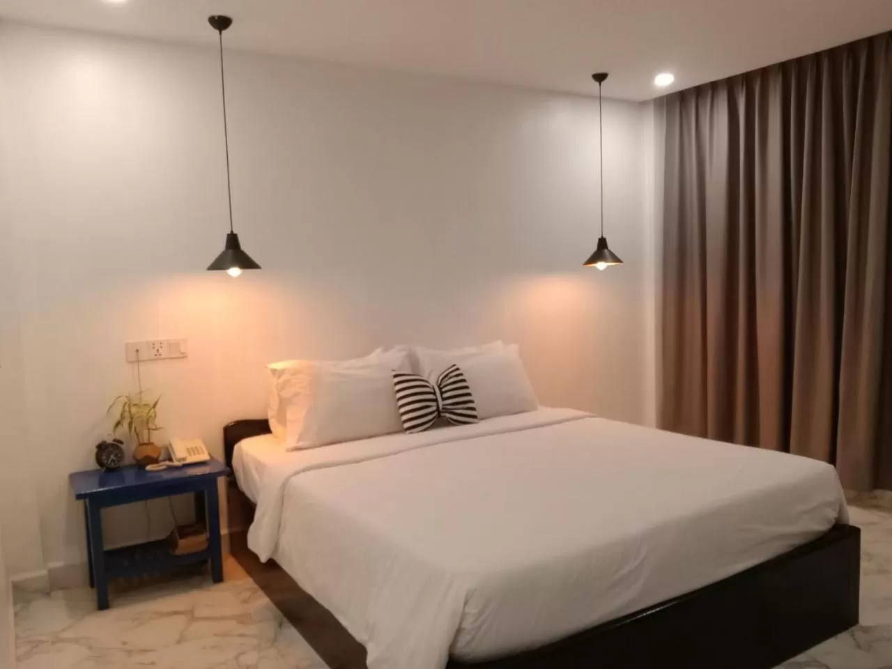 Bedroom, Bed in The Rabbit Hole Hotel & SPA