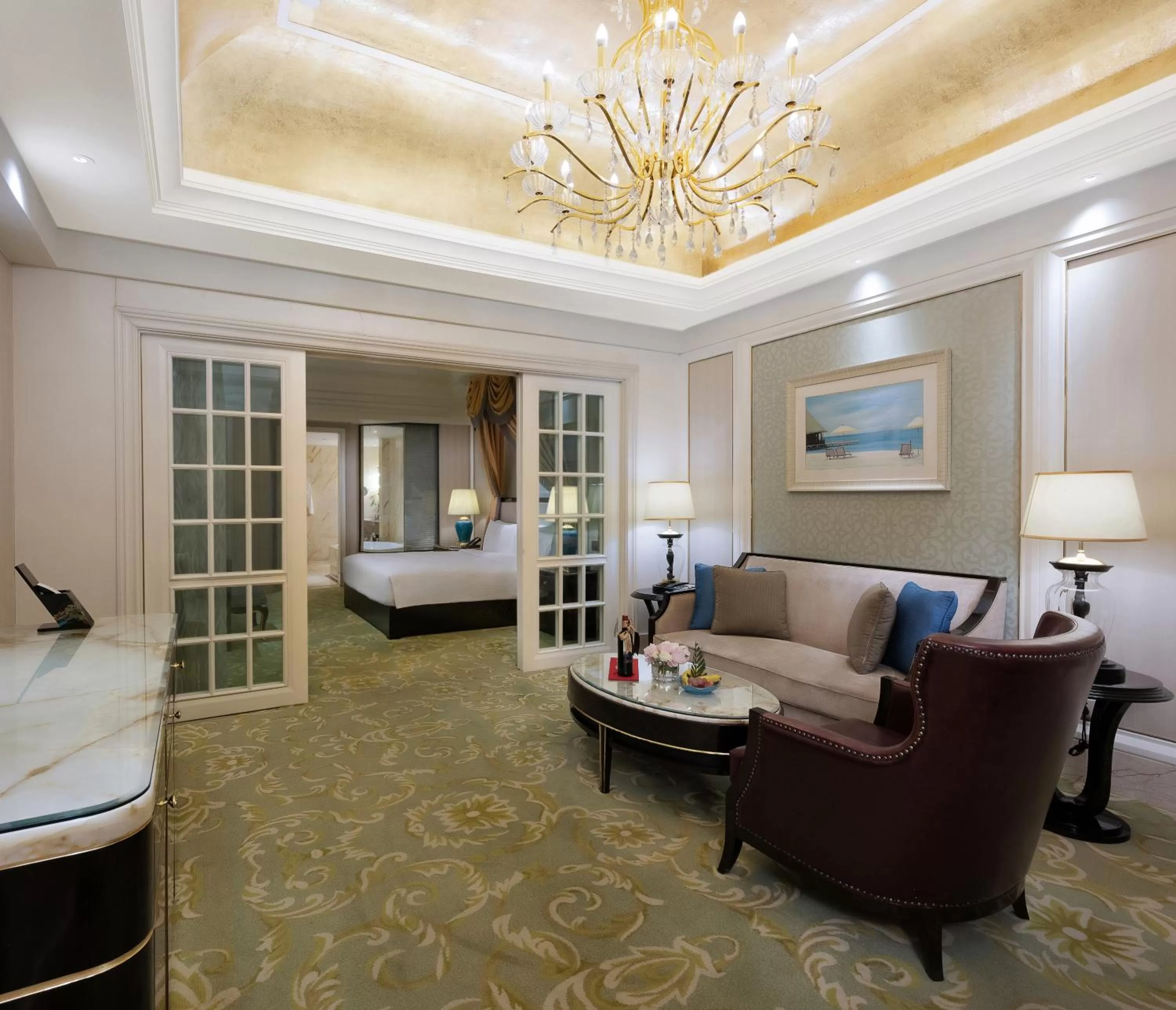 Living room, Bed in InterContinental Chengdu Global Center by IHG
