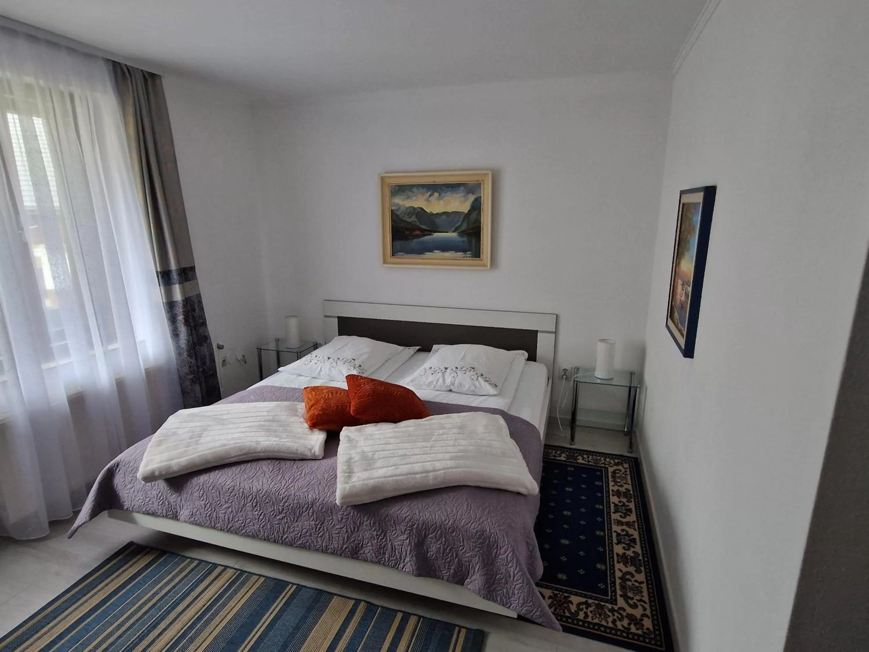 Property building, Bed in Sobe Ćuskić