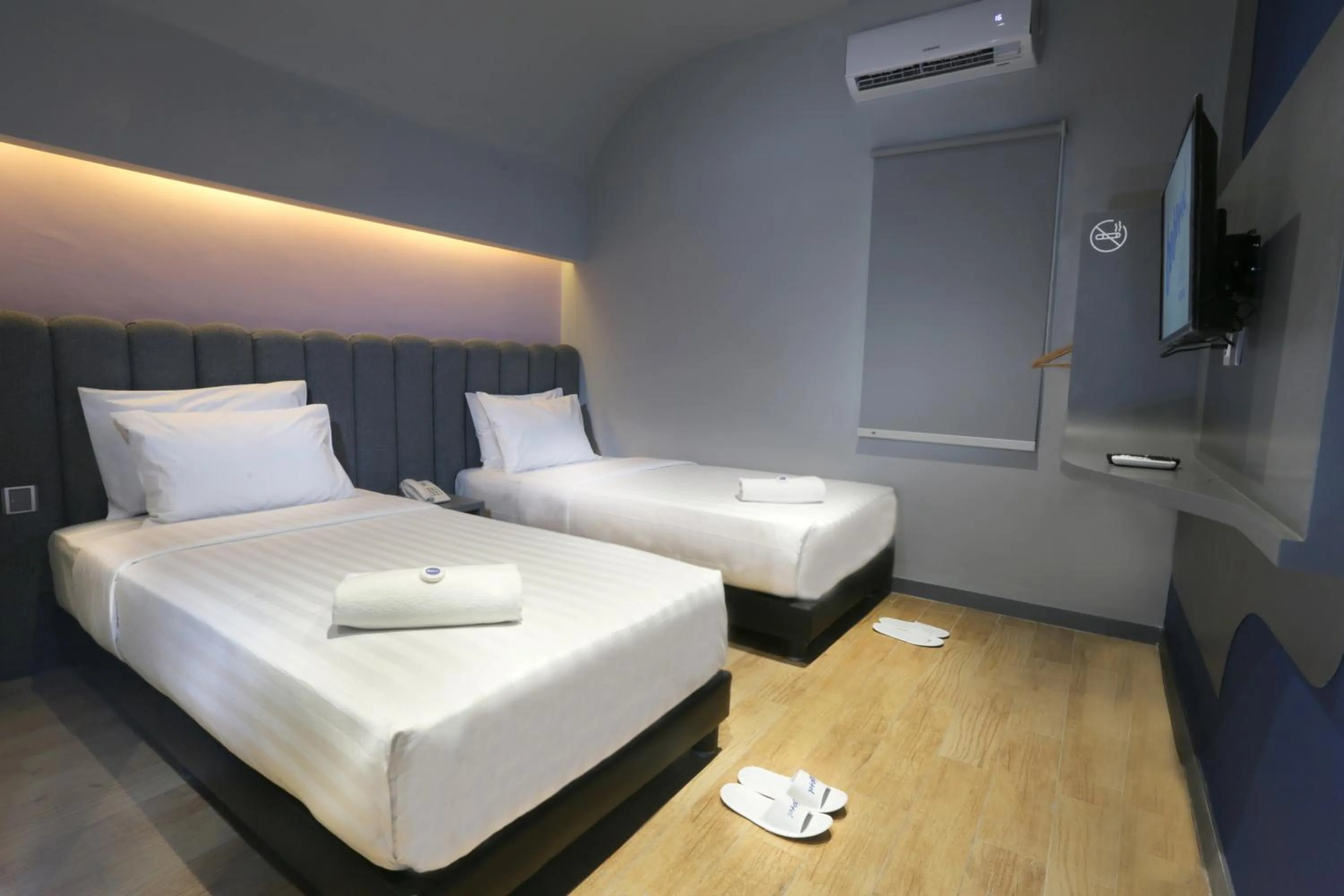 Bed in Bobotel Gatot Subroto Medan