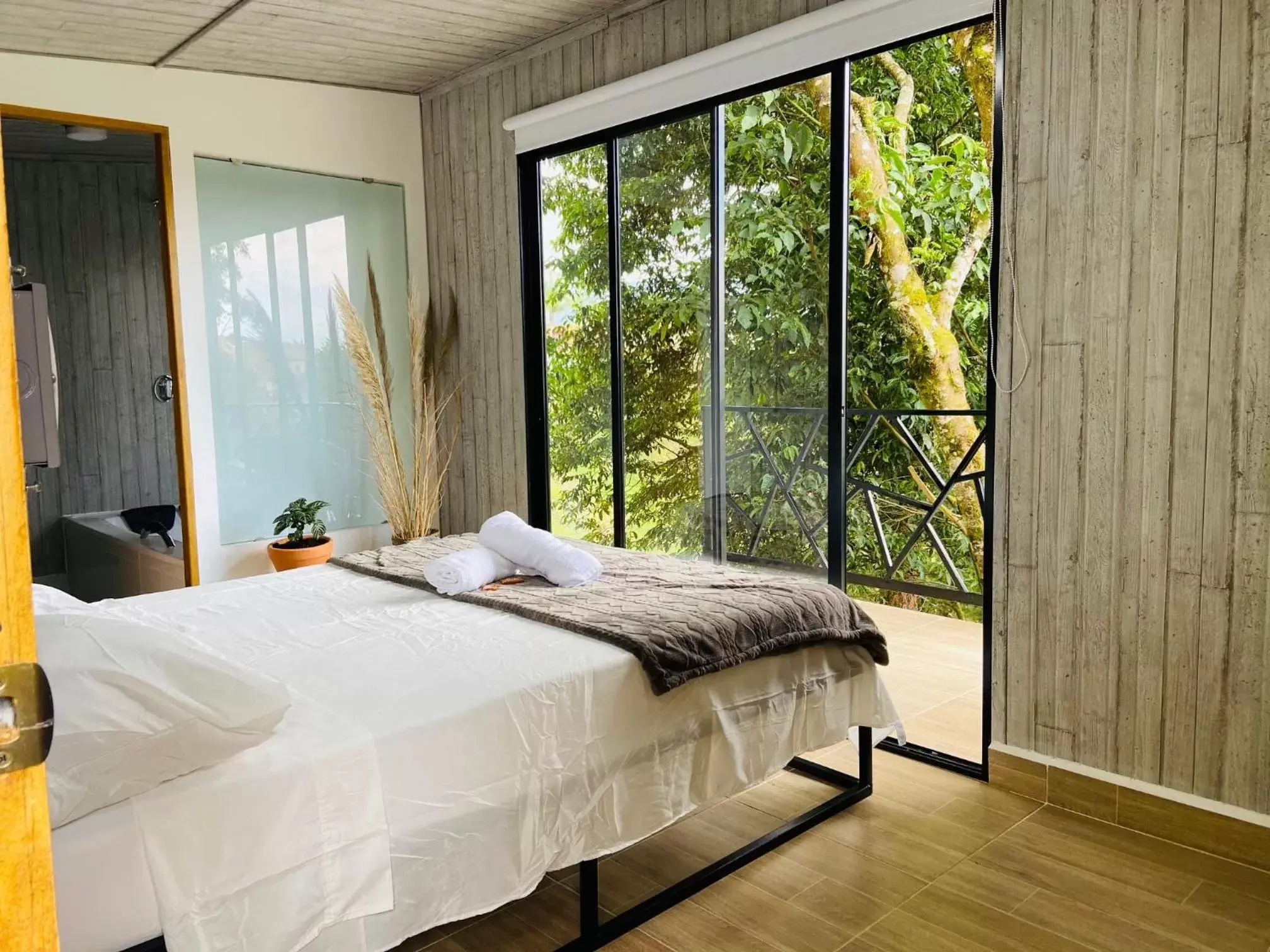 Superior Suite in La Madriguera Superior Suite in La Madriguera