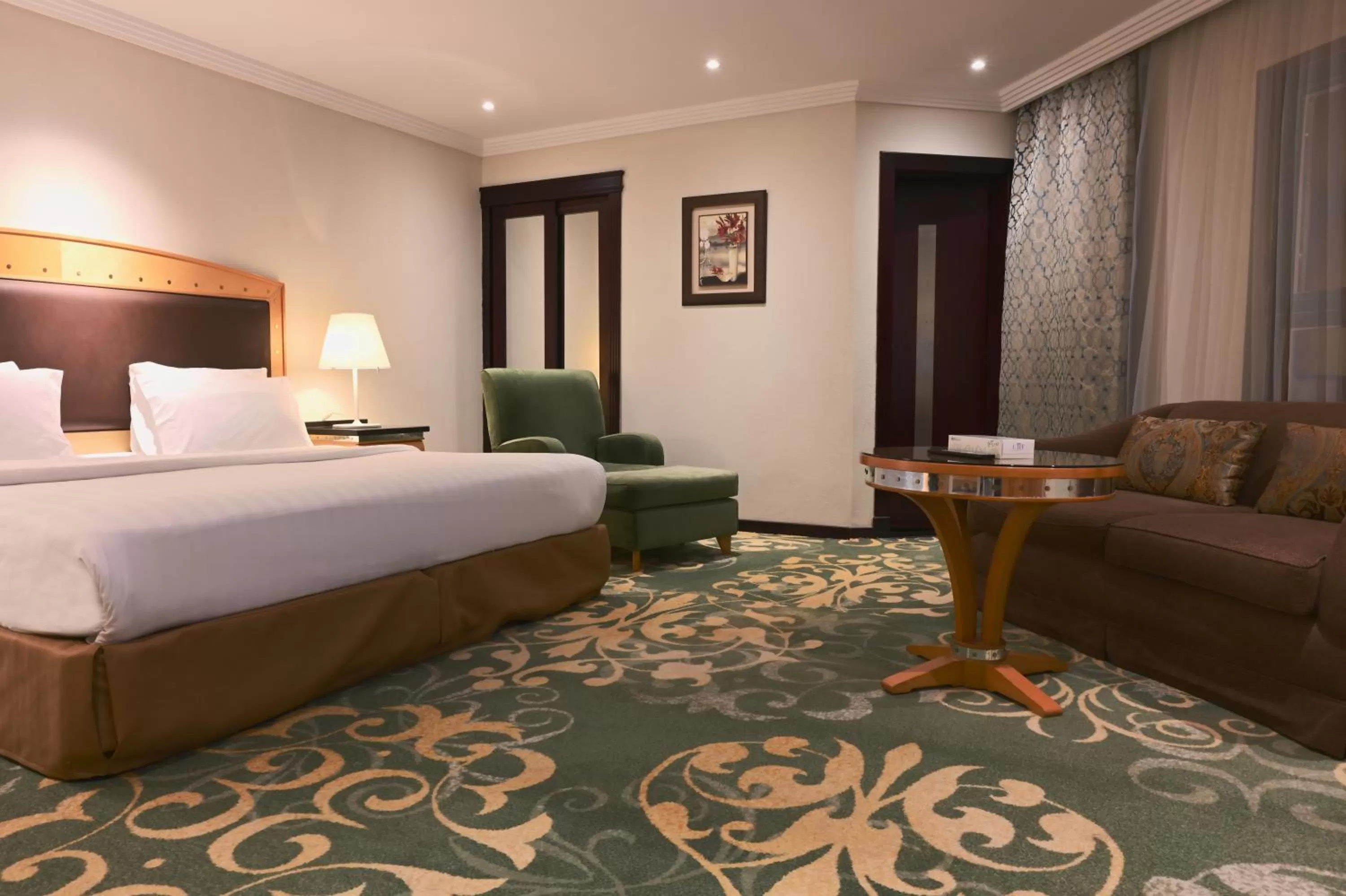 Bed in Quiet Dreams - Serviced Apartments King abdul Aziz Street Branch