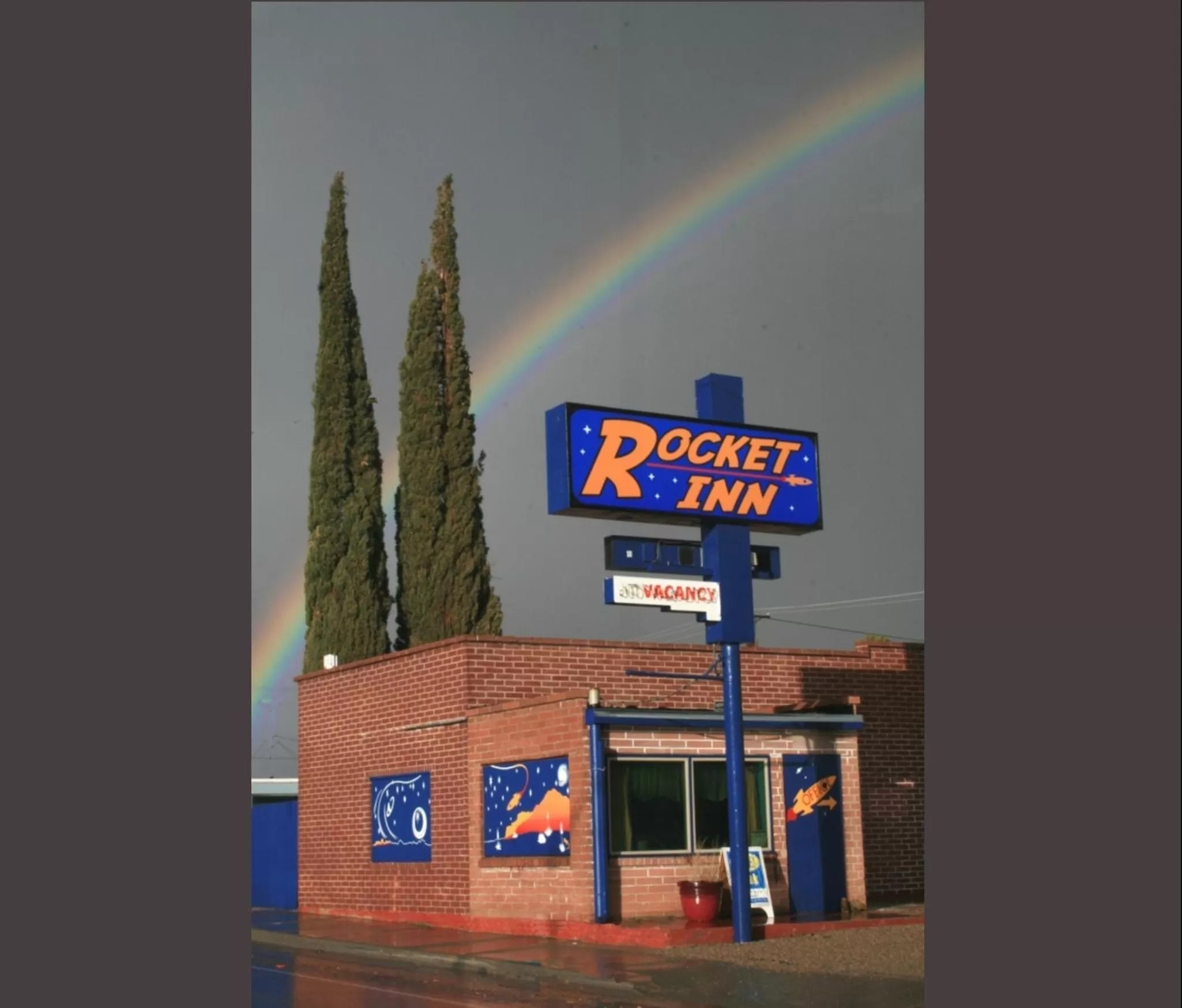 Spring in Rocket Inn