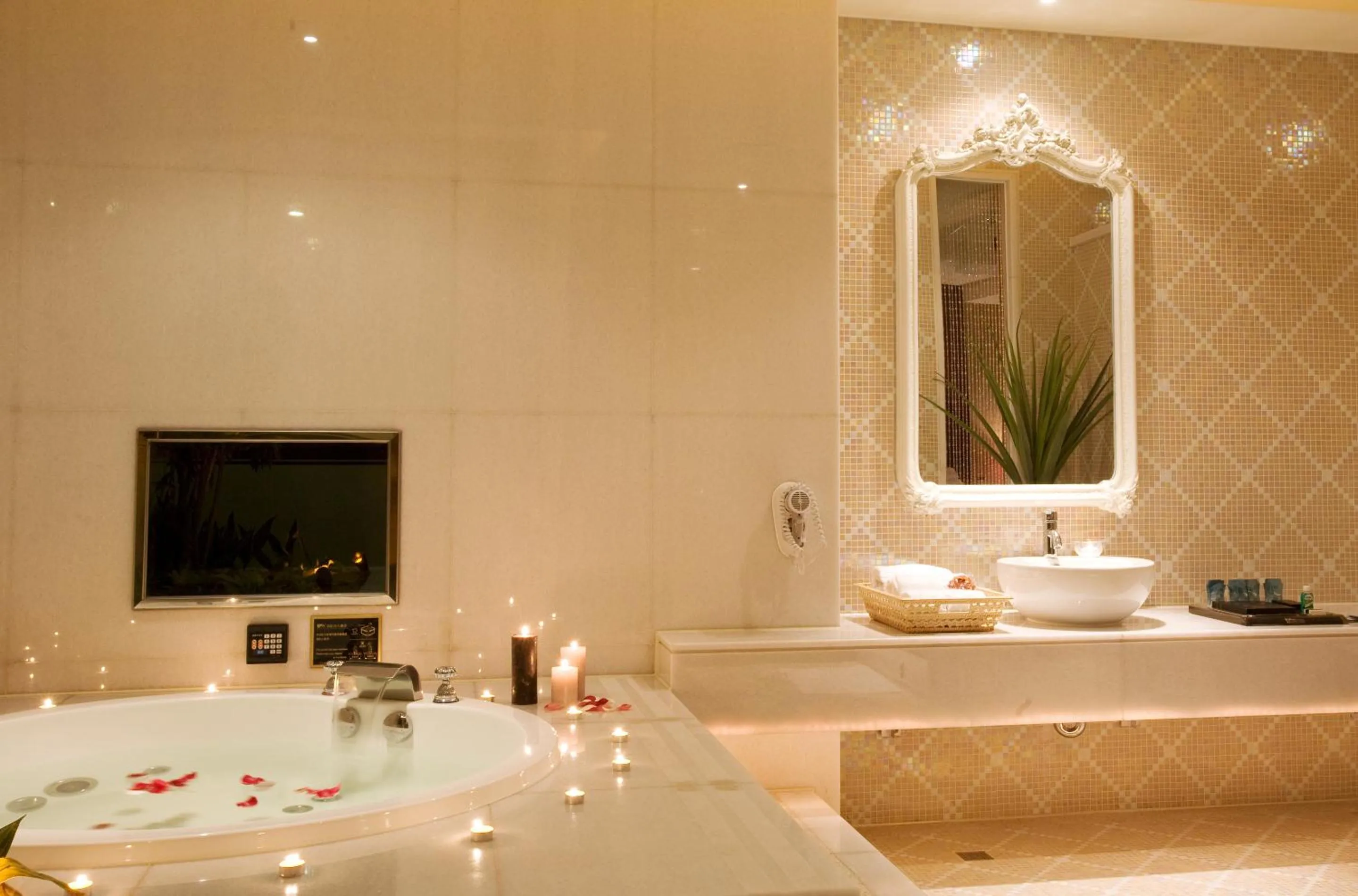 Bathroom in Yes Motel