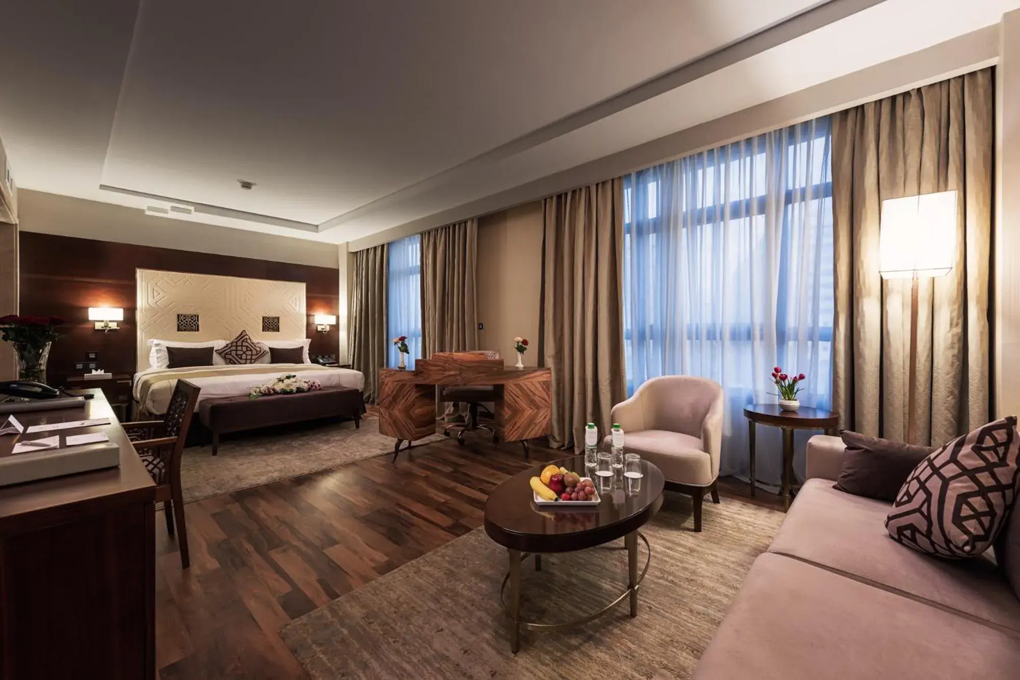 Honeymoon Suite City View in Rua Al Hijrah Hotel Honeymoon Suite City View in Rua Al Hijrah Hotel